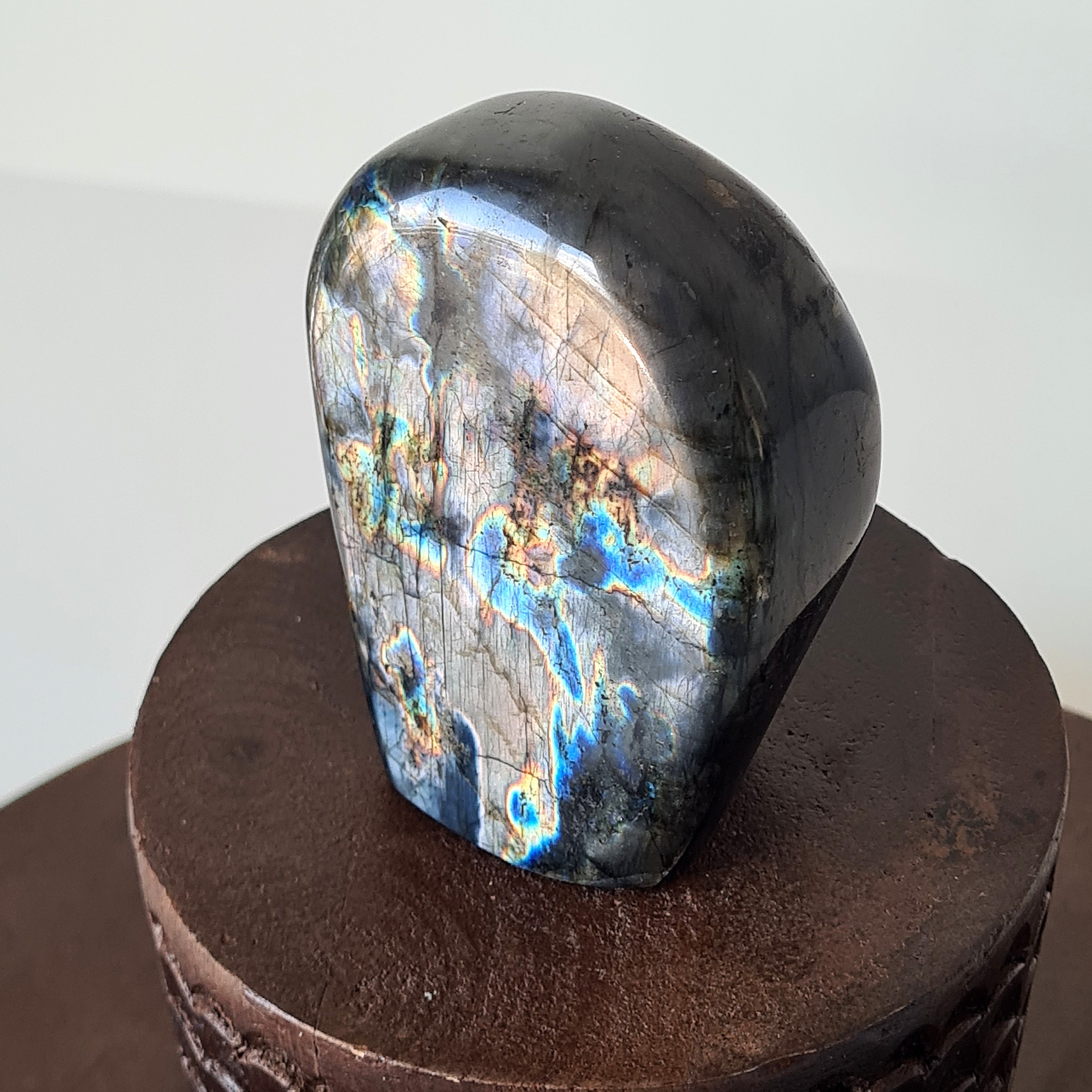 Labradorite | Moody D