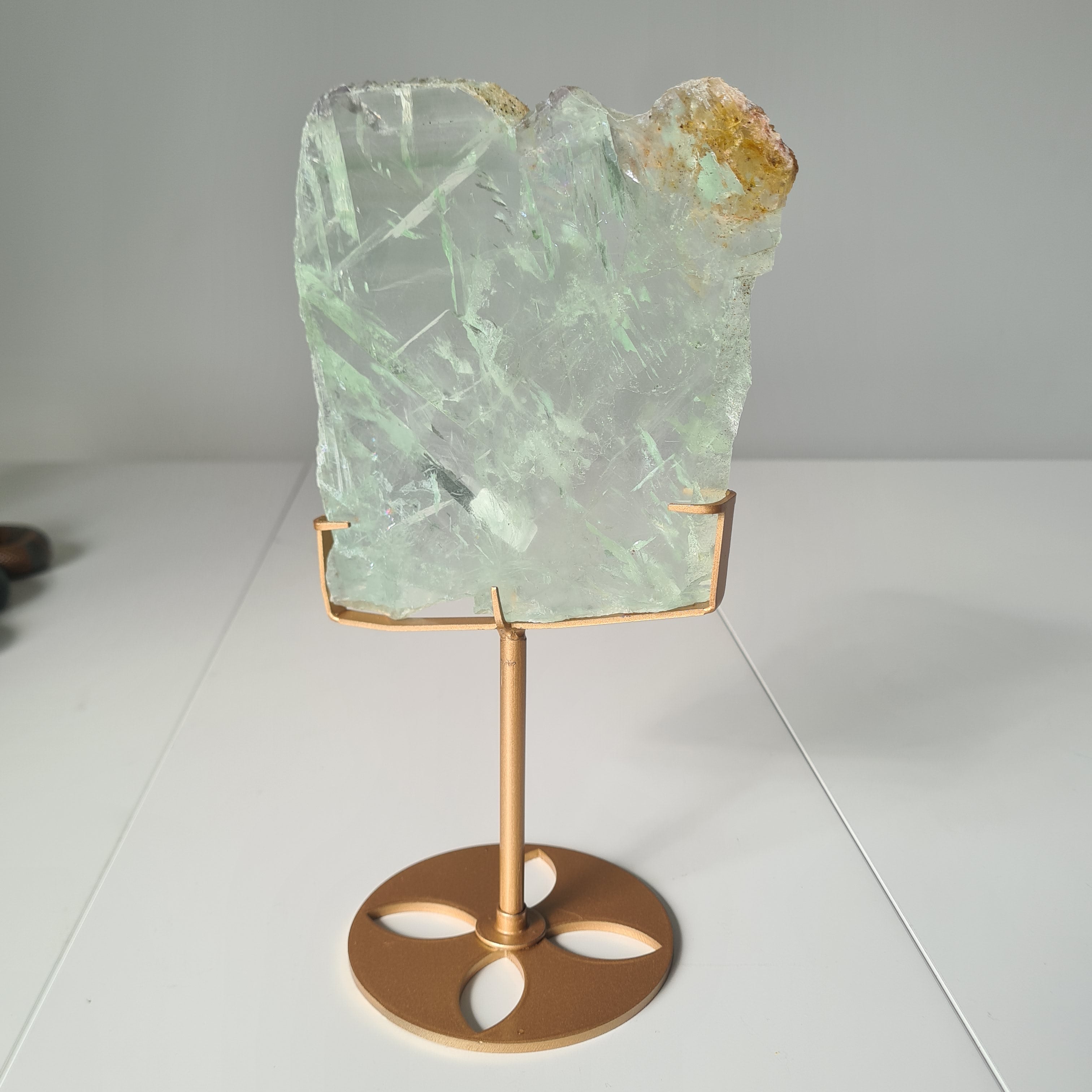 Frozen Lake of Dreams Fluorite Portal on Stand | 24.5 cm with stand