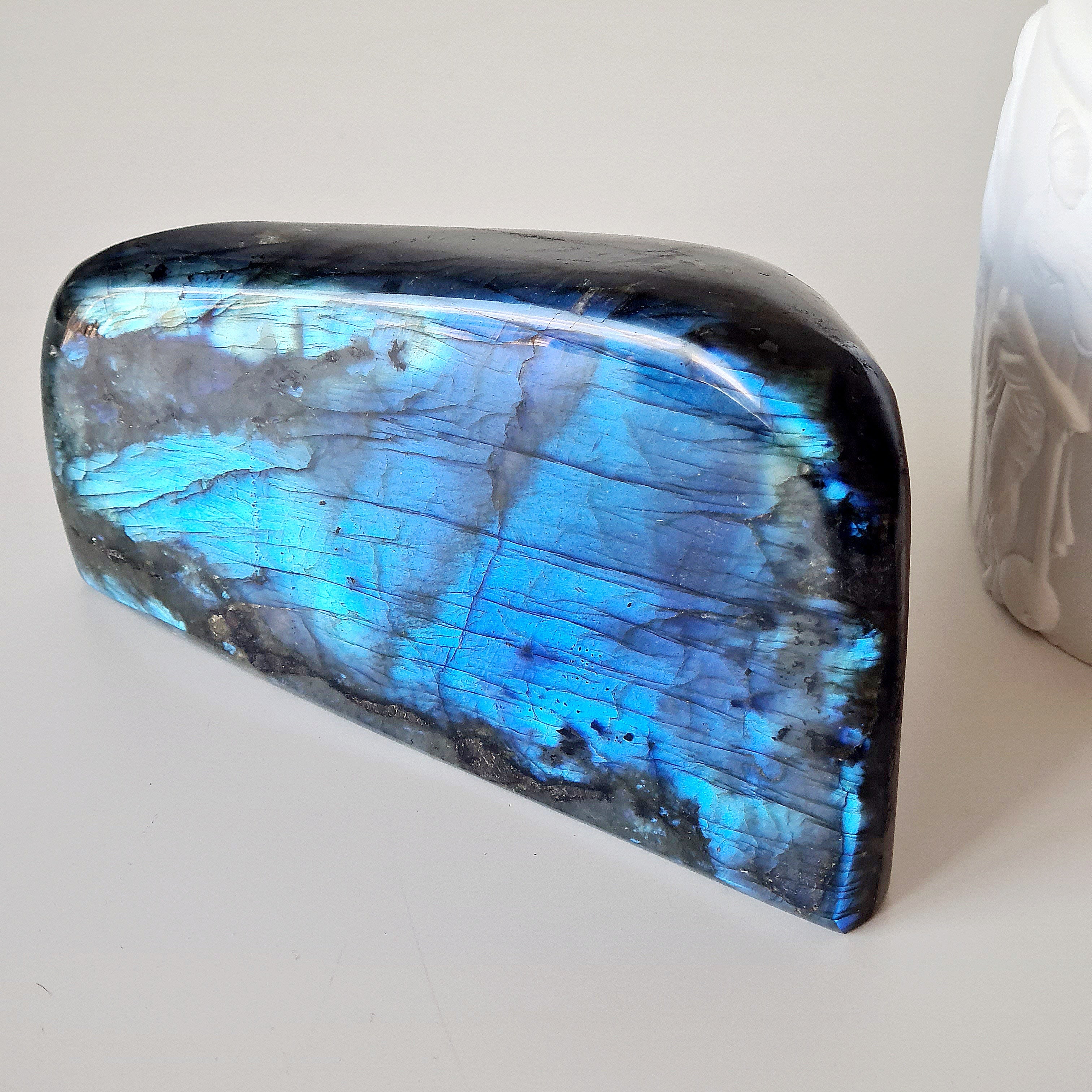 Labradorite | B | 1.3 kg