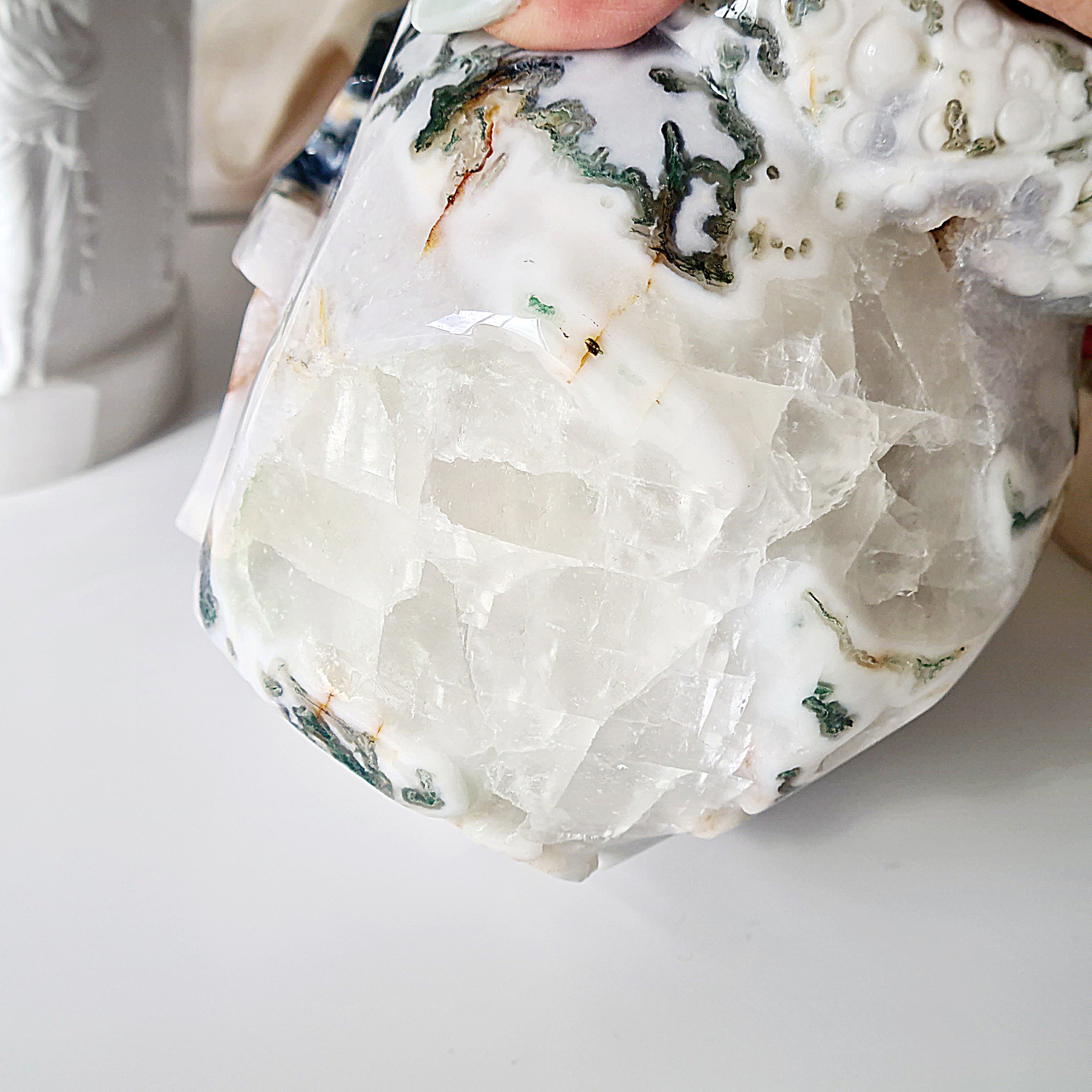 The last King | Moss Agate Skull Carving | 2.4 kg