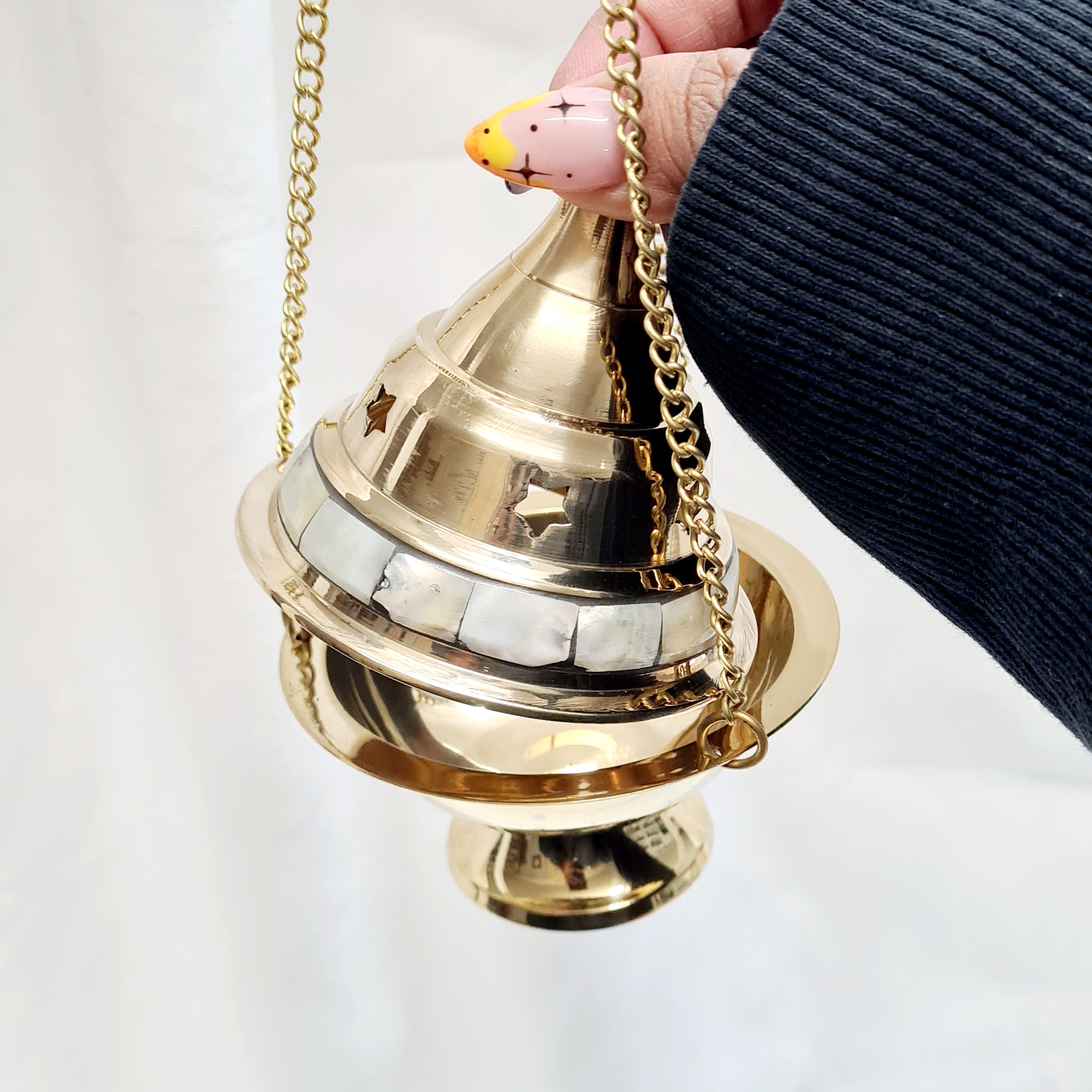 BRASS INCENSE BURNER - Hanging with Mother of Pearl