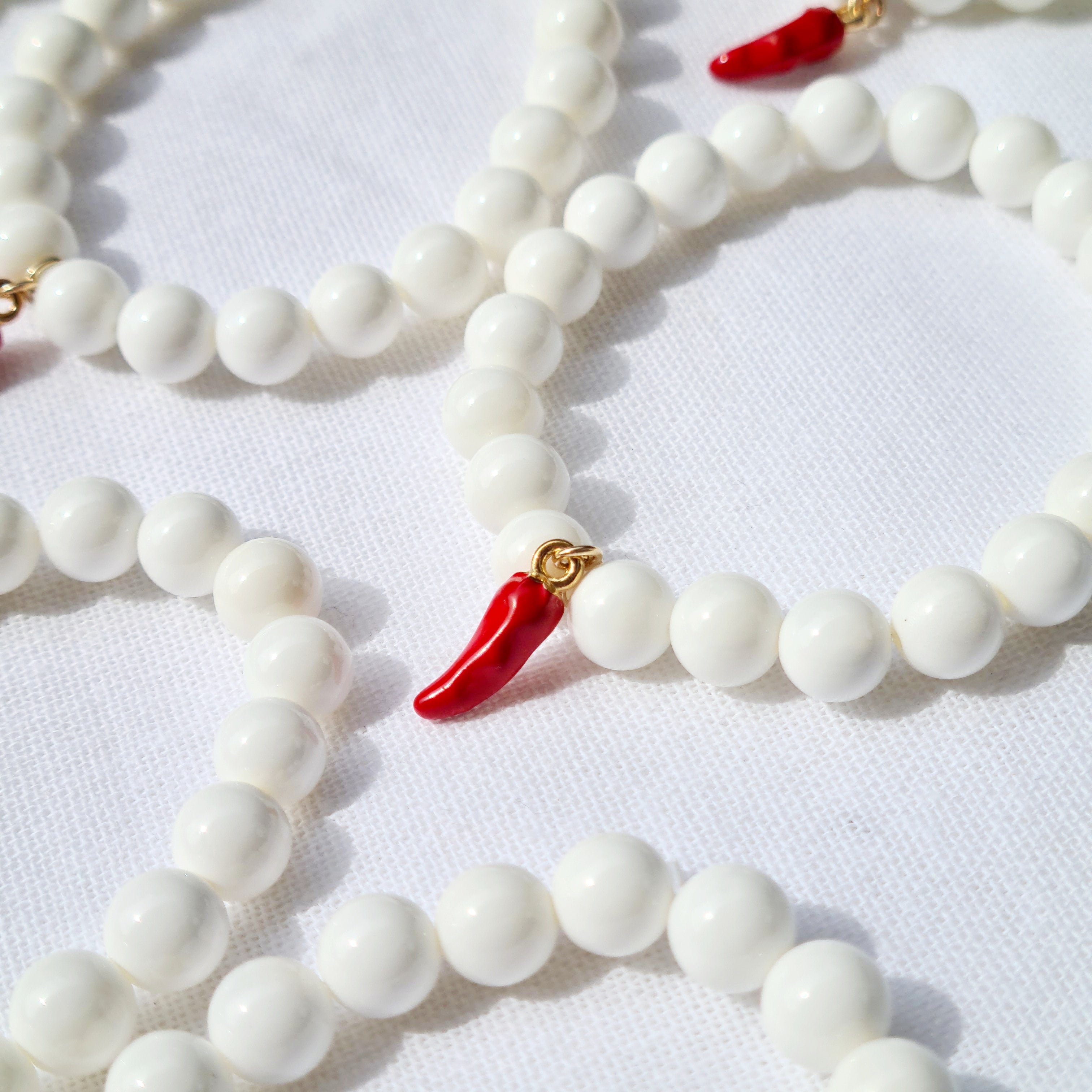 Red Chilli πΆ Bracelet | Protection Agaisnt Envy
