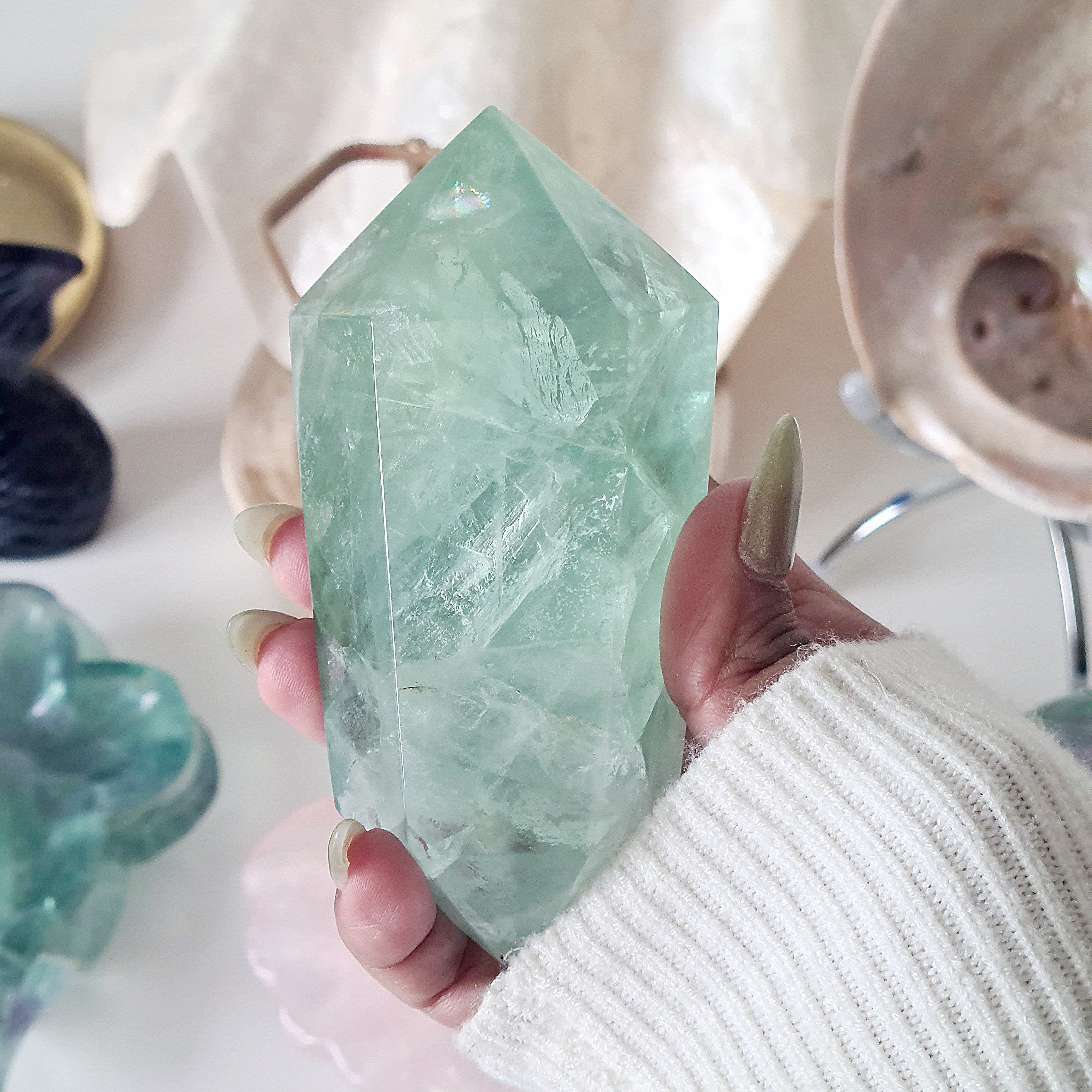 Fluorite DT with stand | E | 386 g | 10 cm