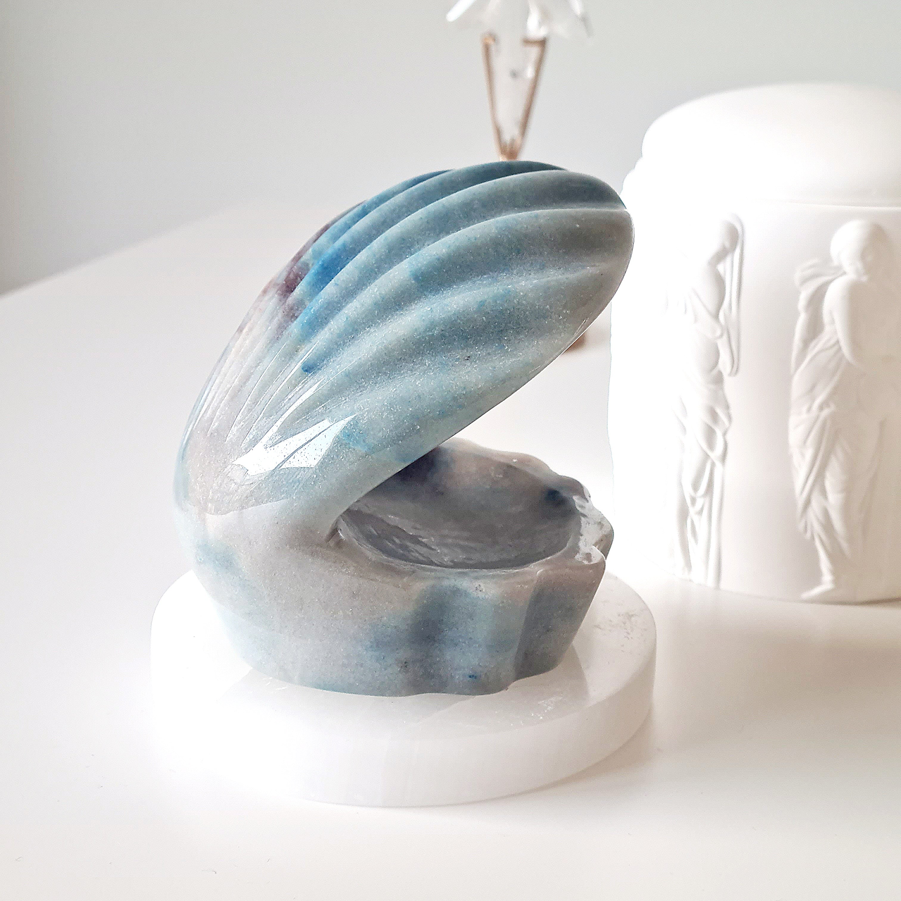 Mermaid Shell| Trolleite Crystal