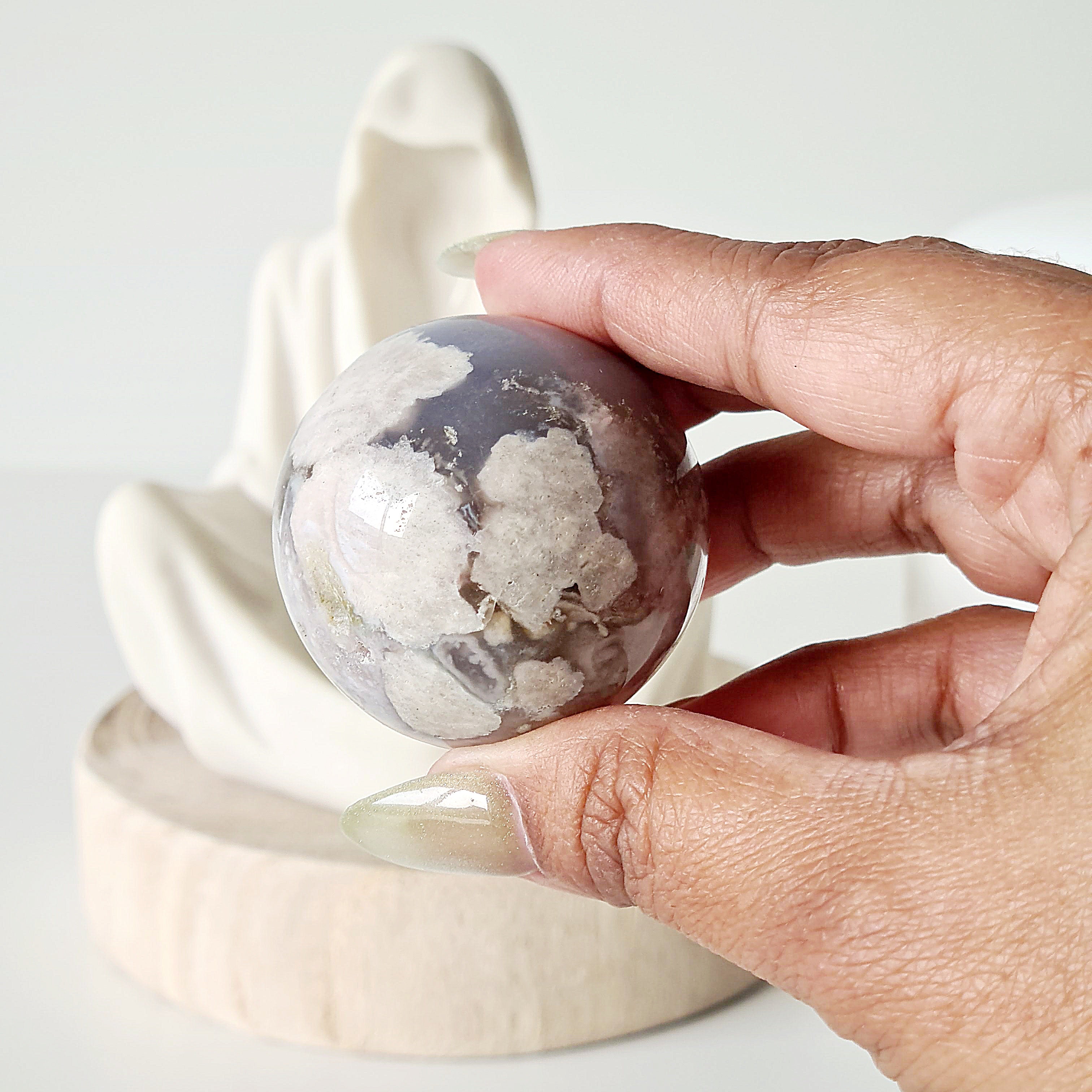 Gate Keeper with Grey Flower Agate Orb