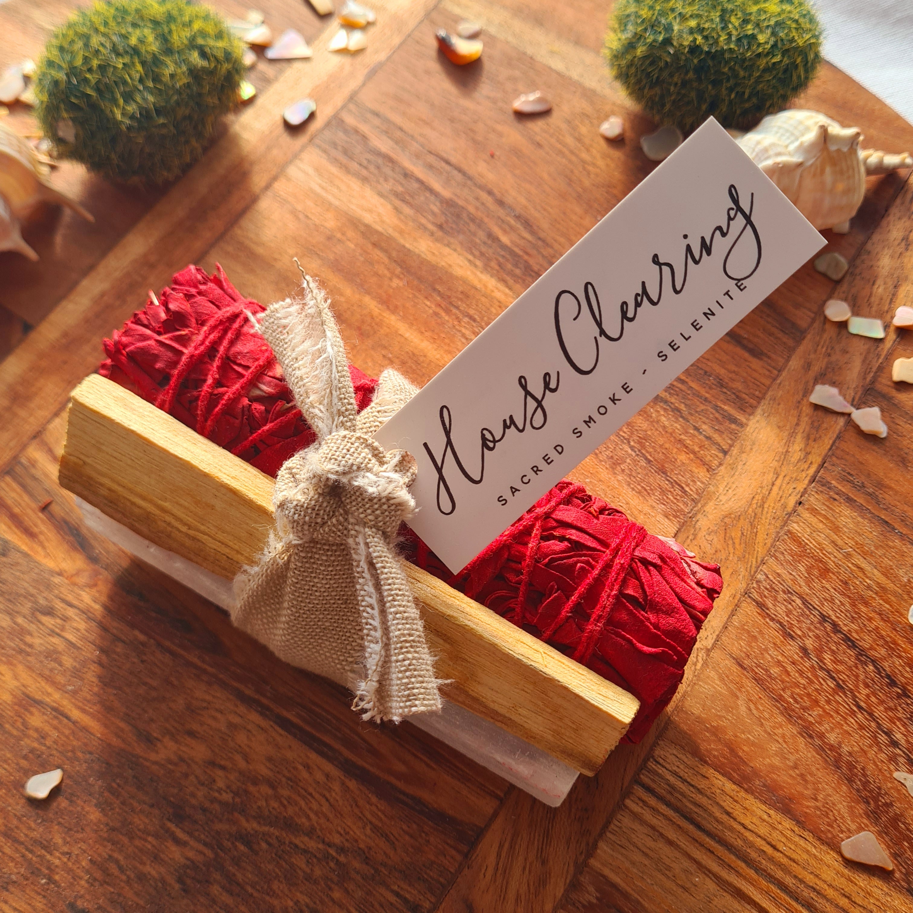 House Clearing Protection Kit | Palo Santo, Dragons Blood Cleansing Wand & Selenite