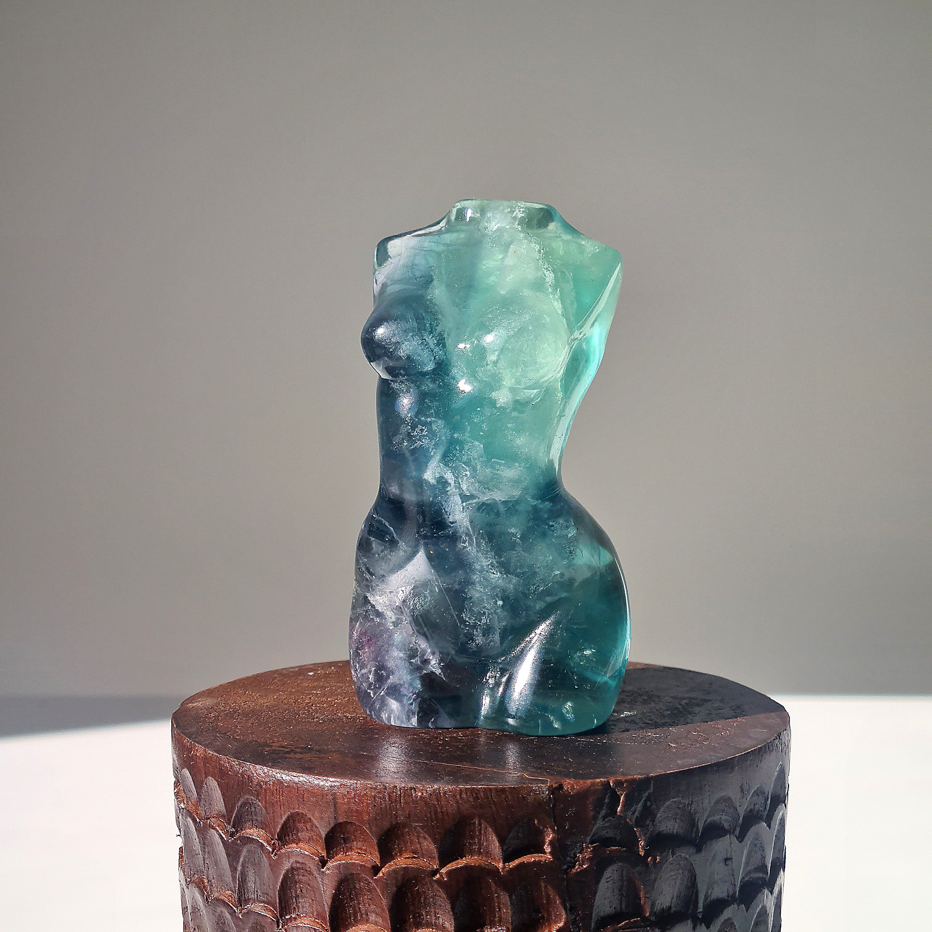 Fluorite Crystal Goddess | F | 300 g | looks Green in laked eyes