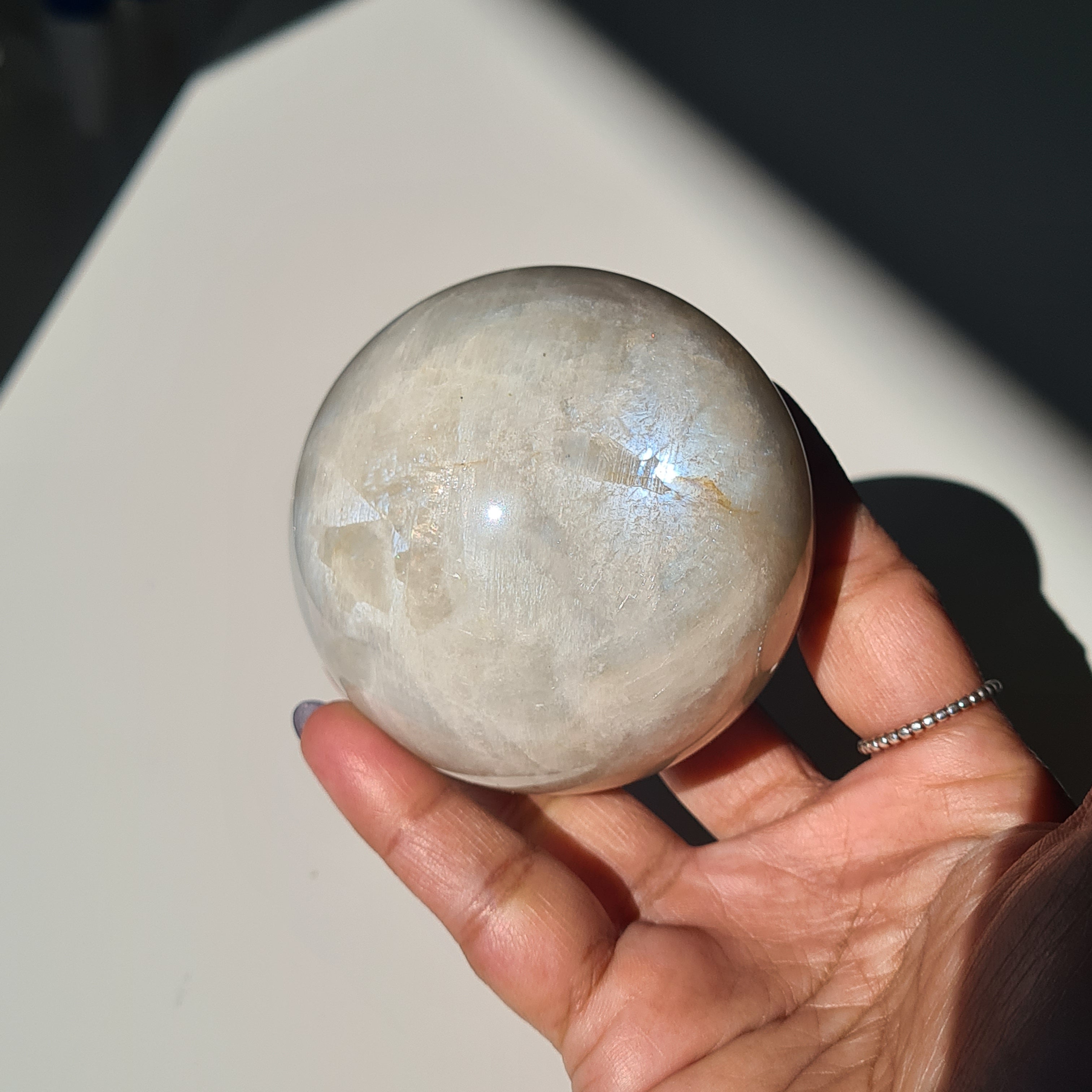 Moonstone π Sphere with stand | H | 390 g | 6.5 cm