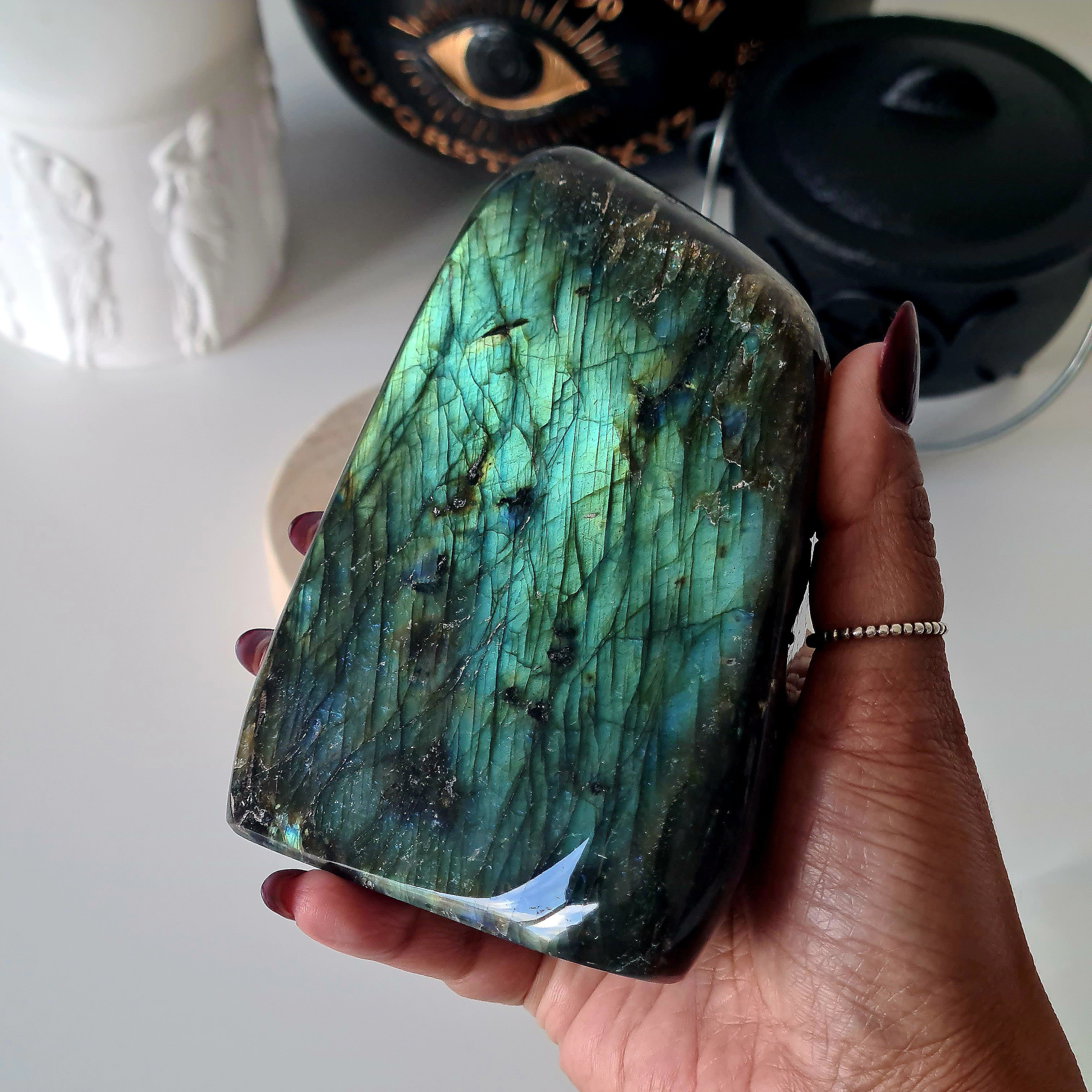 Labradorite | 850 g