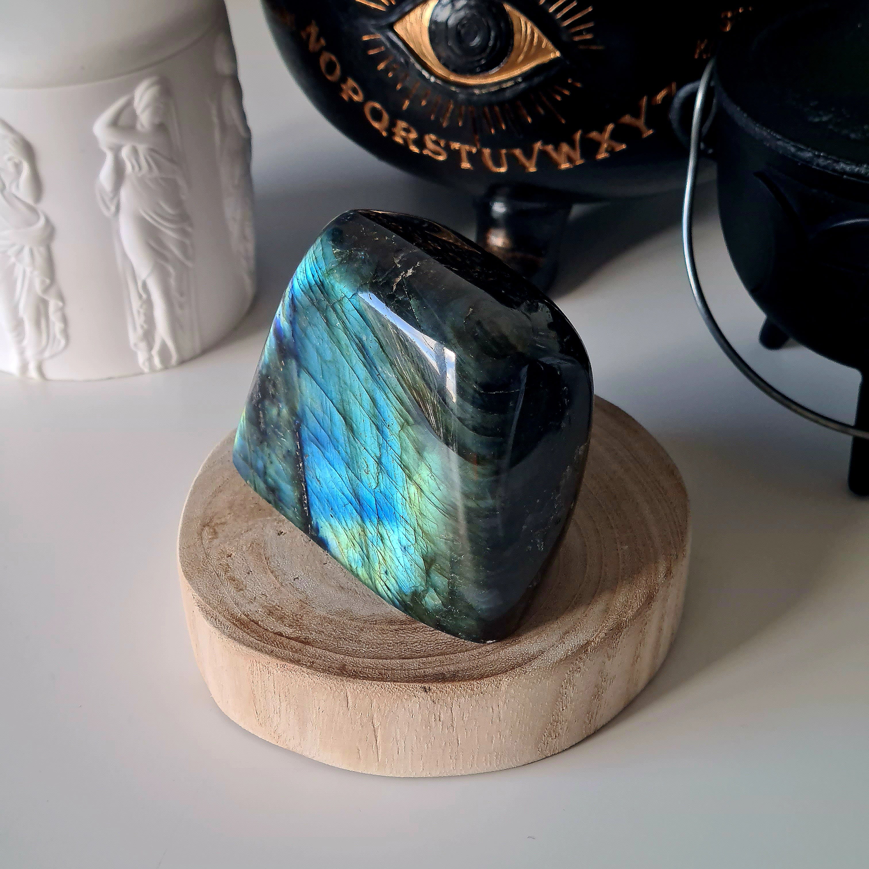 Labradorite | 650 g
