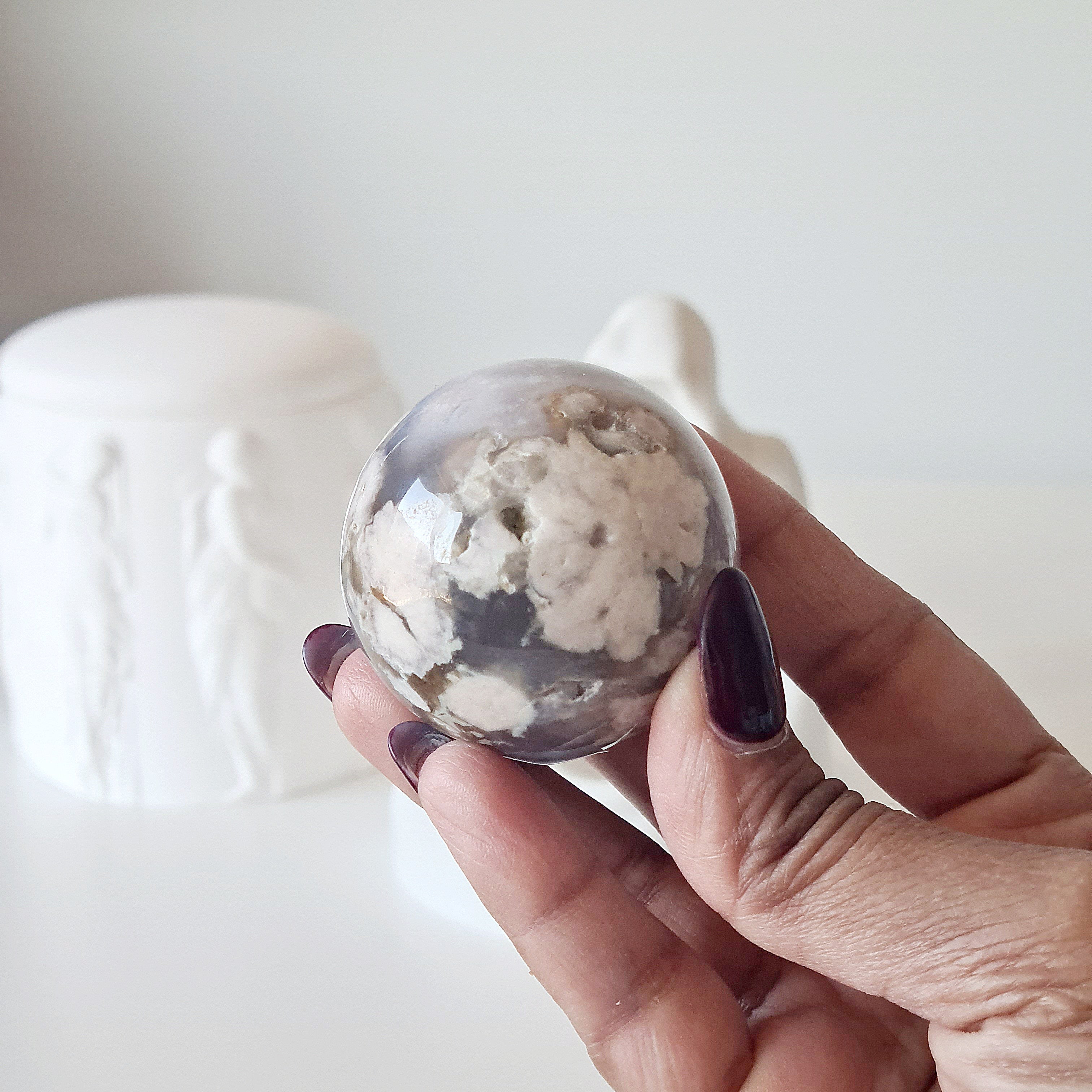 Gate Keeper with Flower Agate Sphere | 9