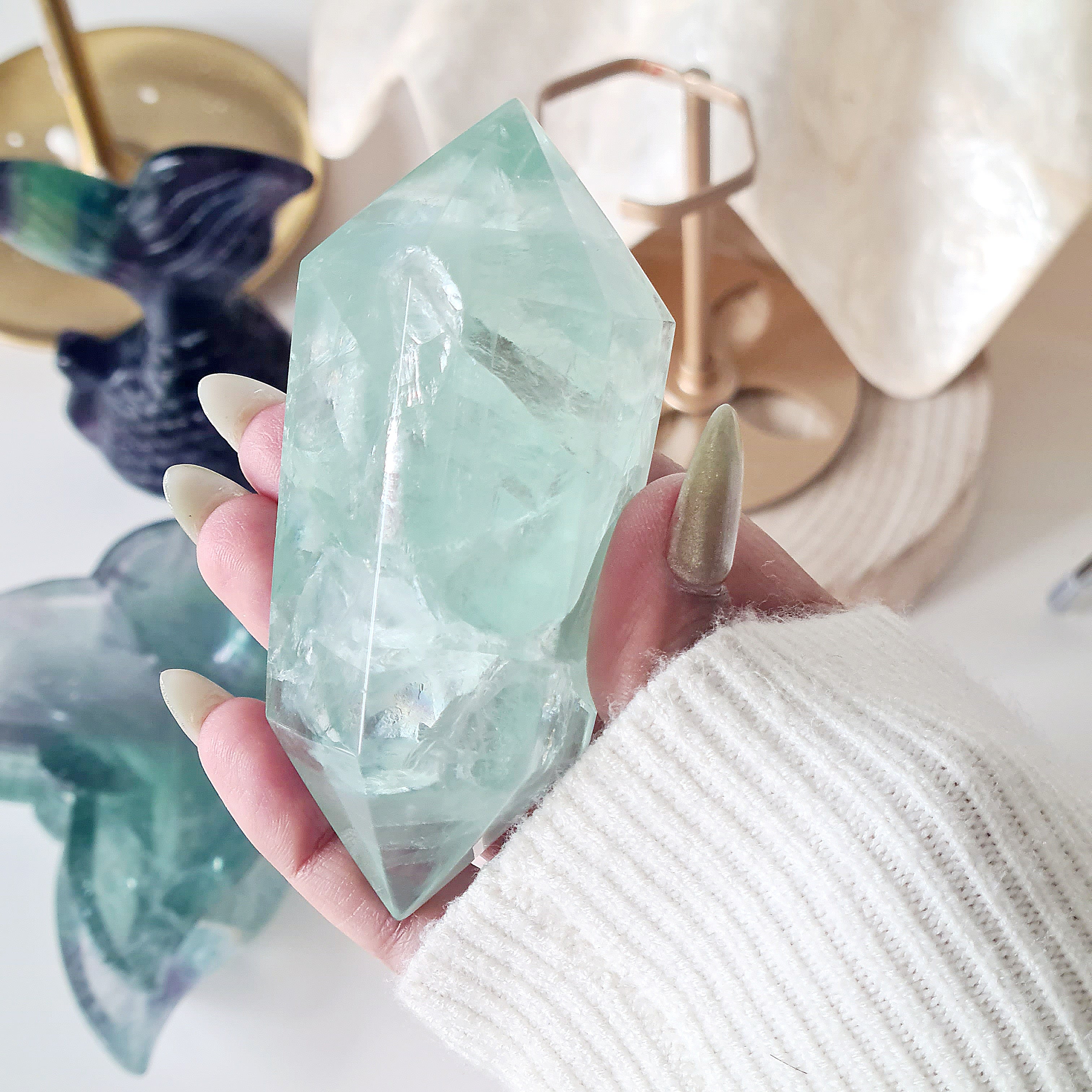 Fluorite DT with stand | A | 223 g | 9 cm