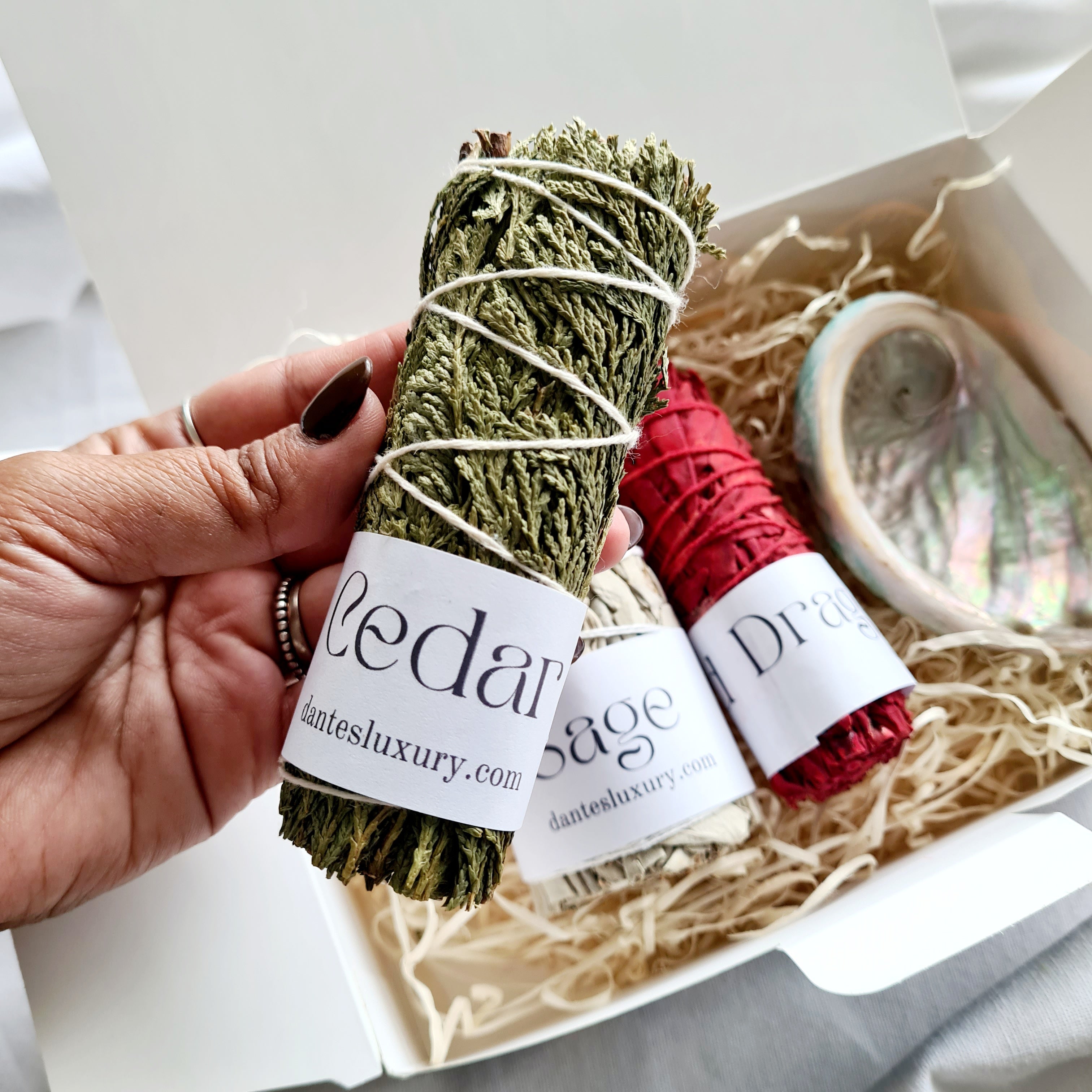 Spiritual Smudging Bundle with Abalone Shell, Sage, Cedar & Dragon’s Blood Smudge Stick