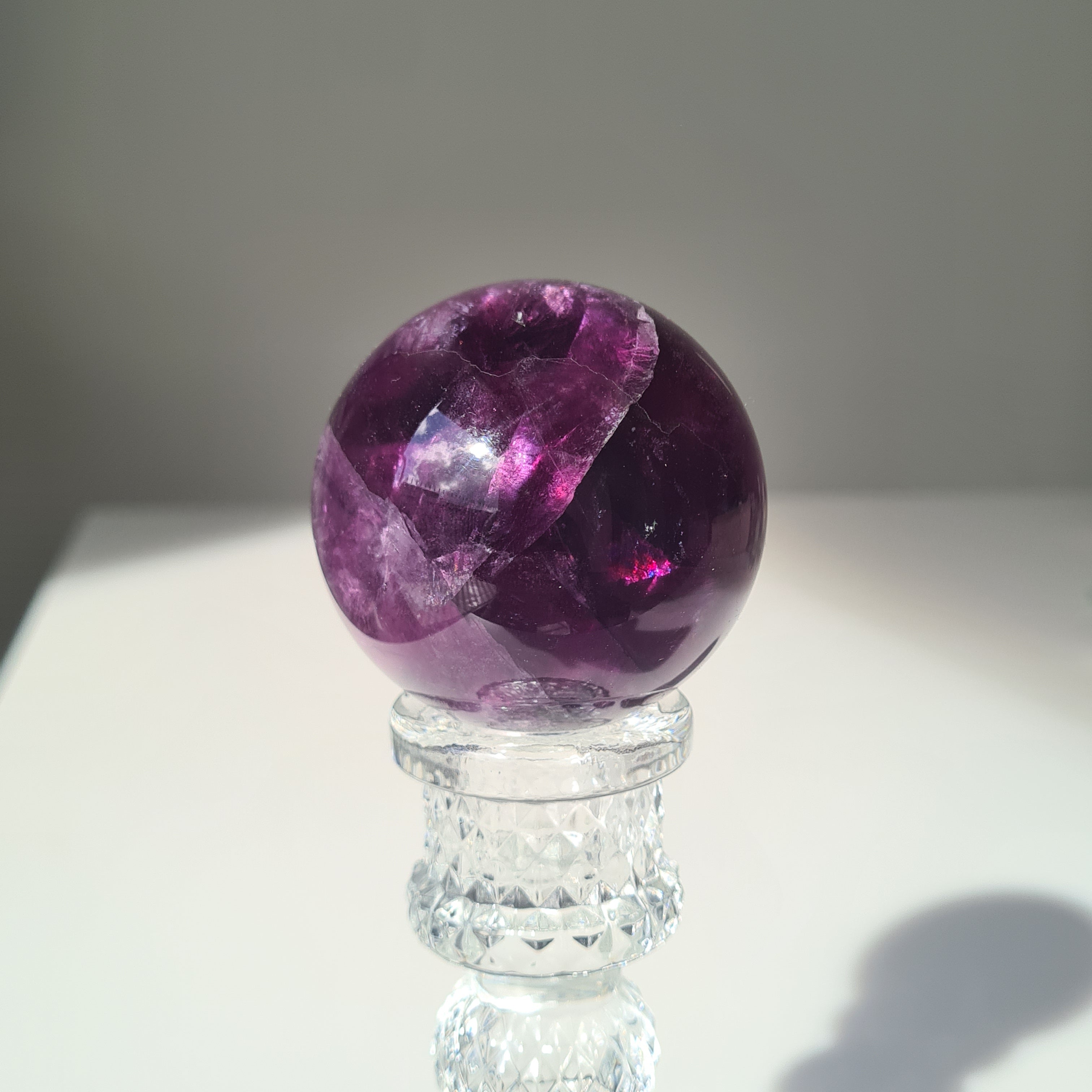 Intergalactic Fluorite with stand | A | 236 g | 5.2 cm