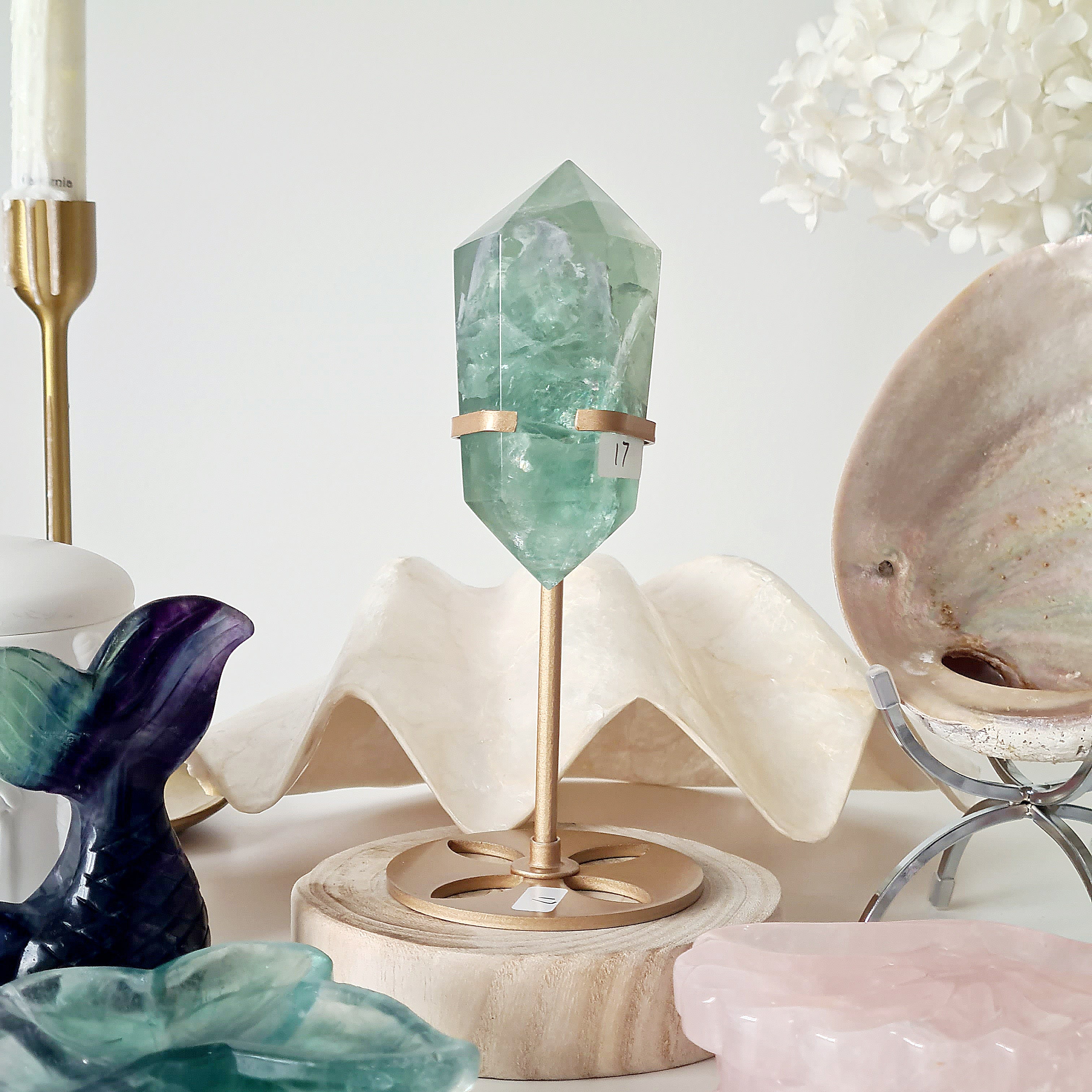 Fluorite DT with stand | C | 318 g | 9.8 cm