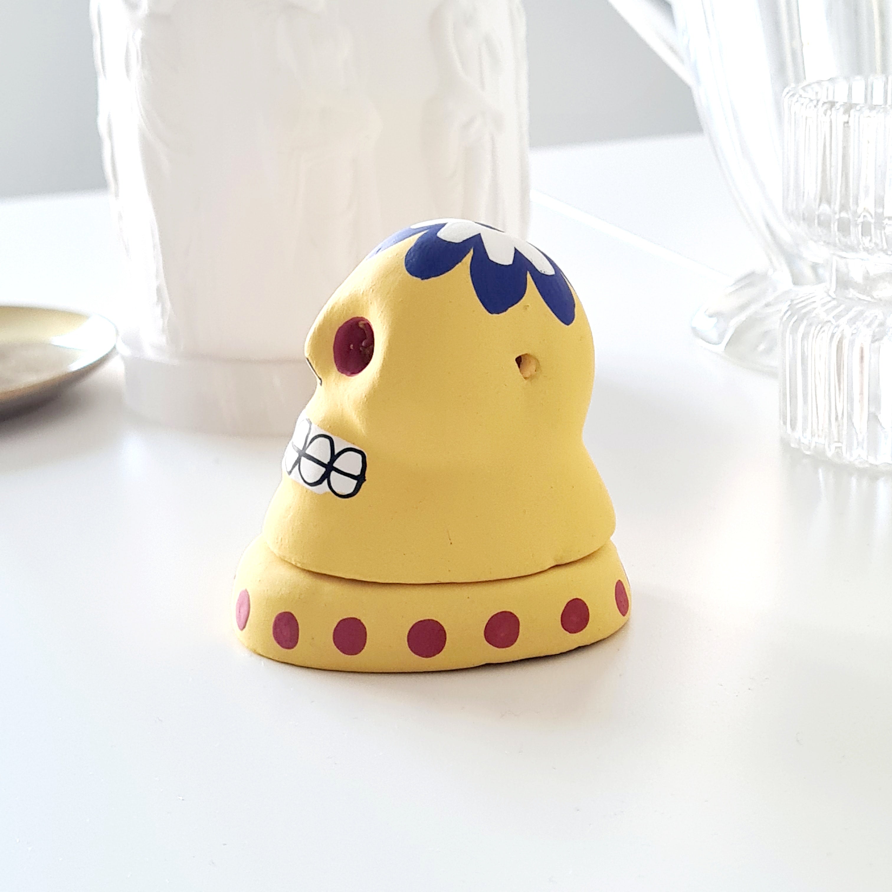 Terracotta Skull Incense Cone Burner – Yellow Floral Design (3cm x 7cm)