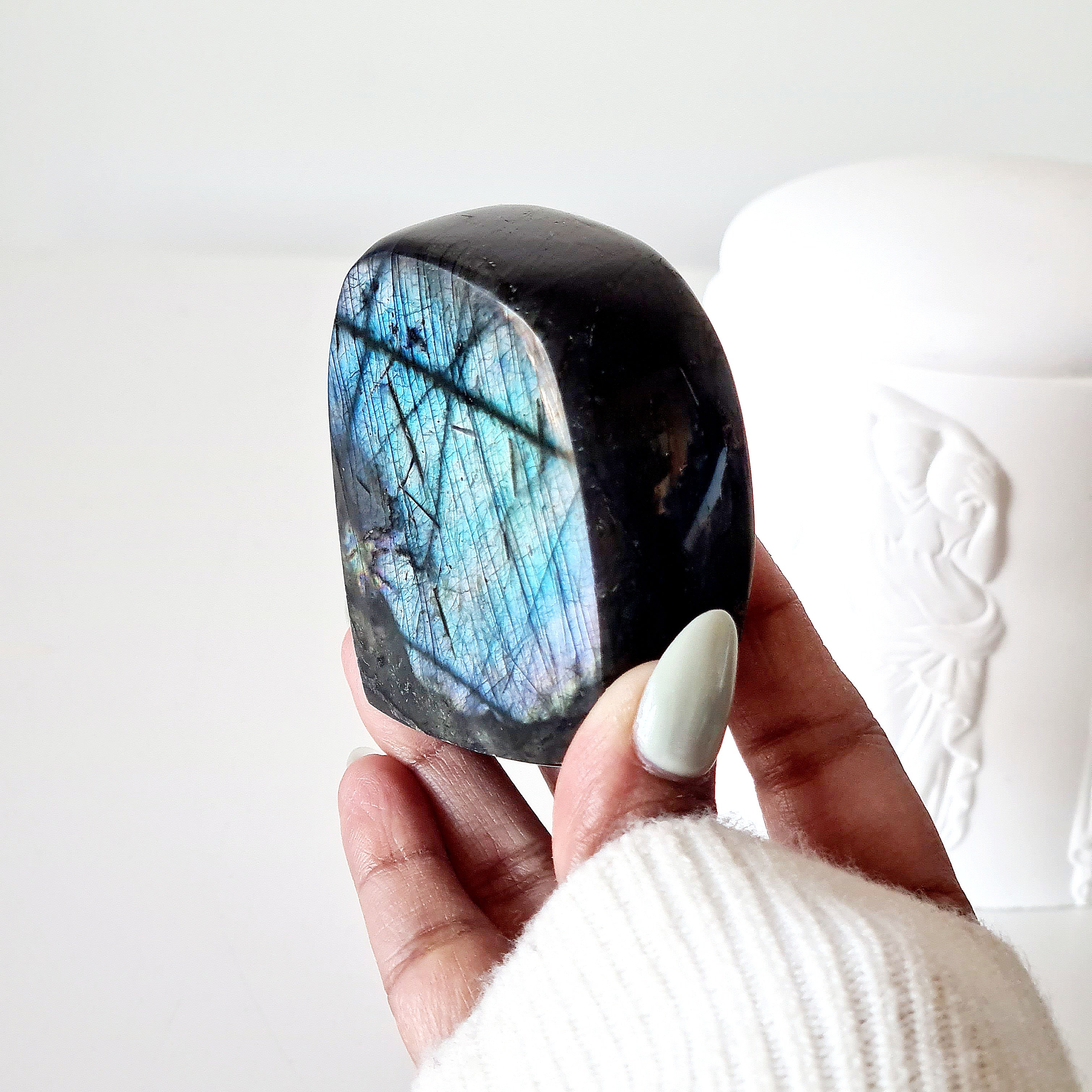 Labradorite | H | 180 g | Spinny Bottom
