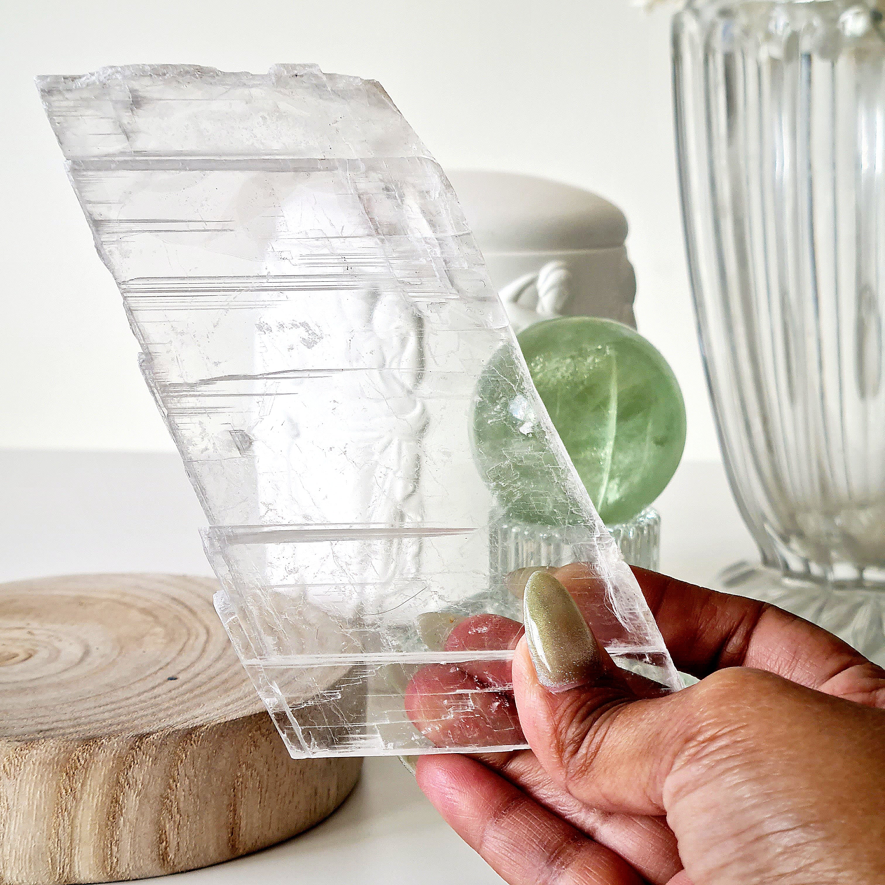 Pure Selenite with stand | From Utah | 148 g