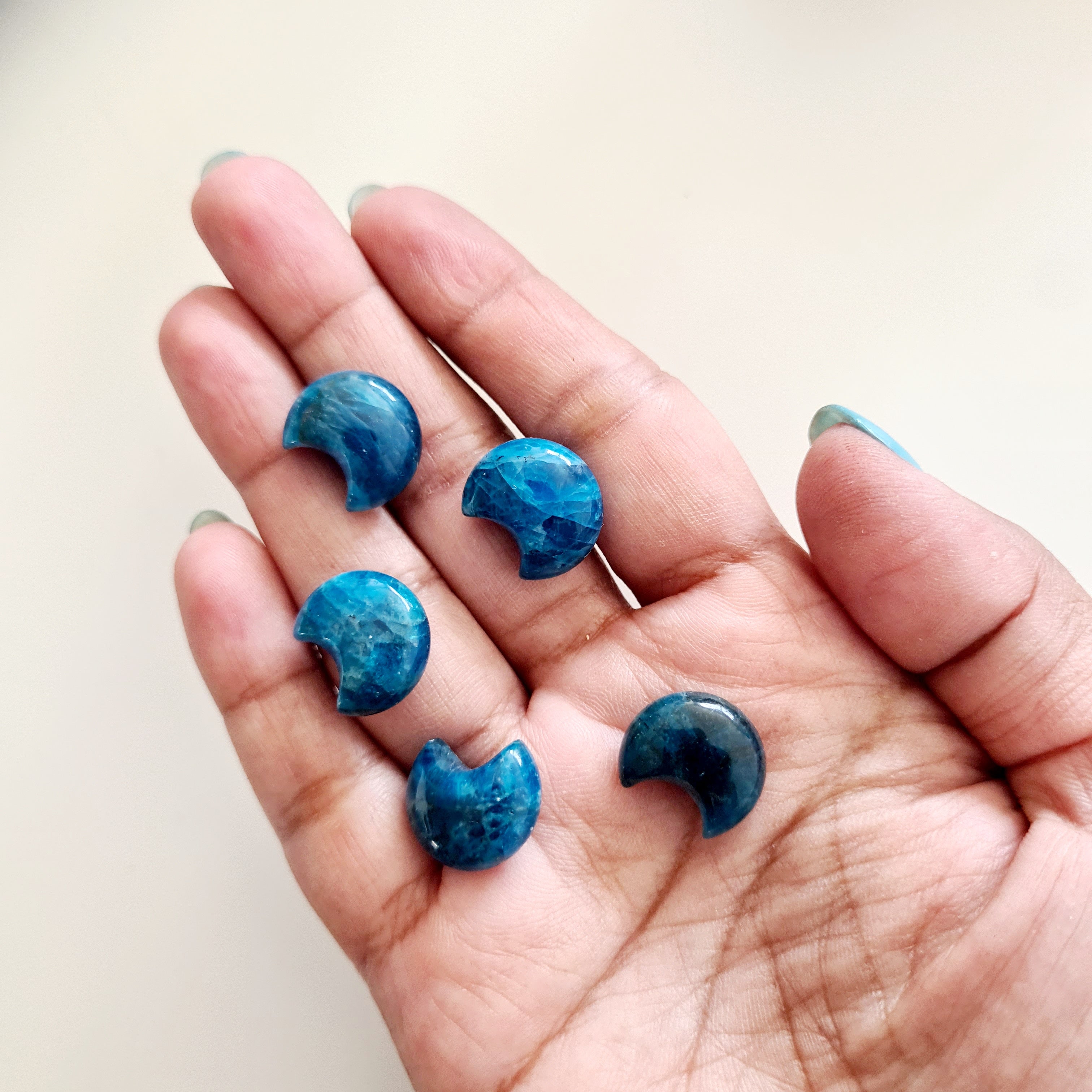 Blue Apatite mini moon | 1 piece