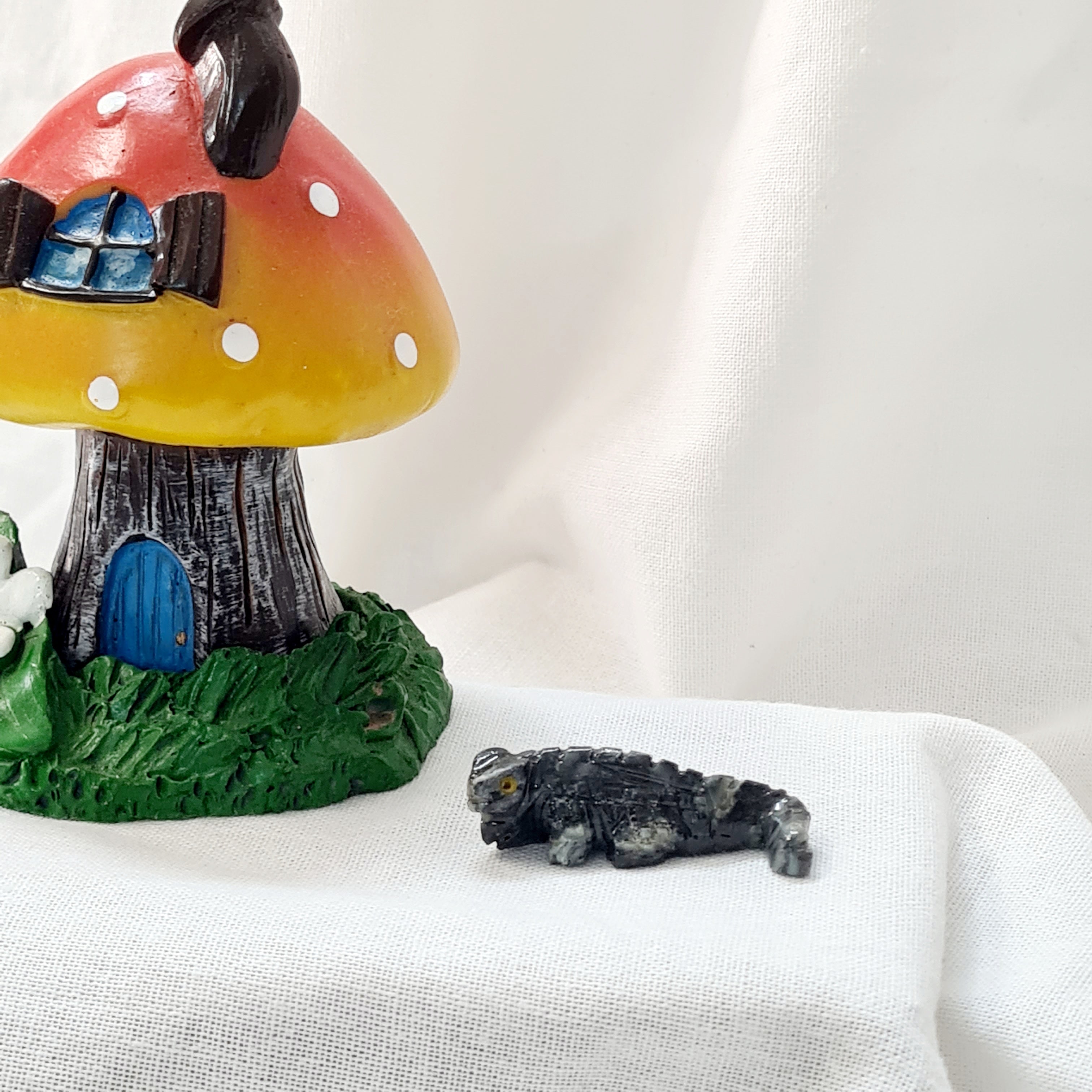 Dolomite Carving | Lizard