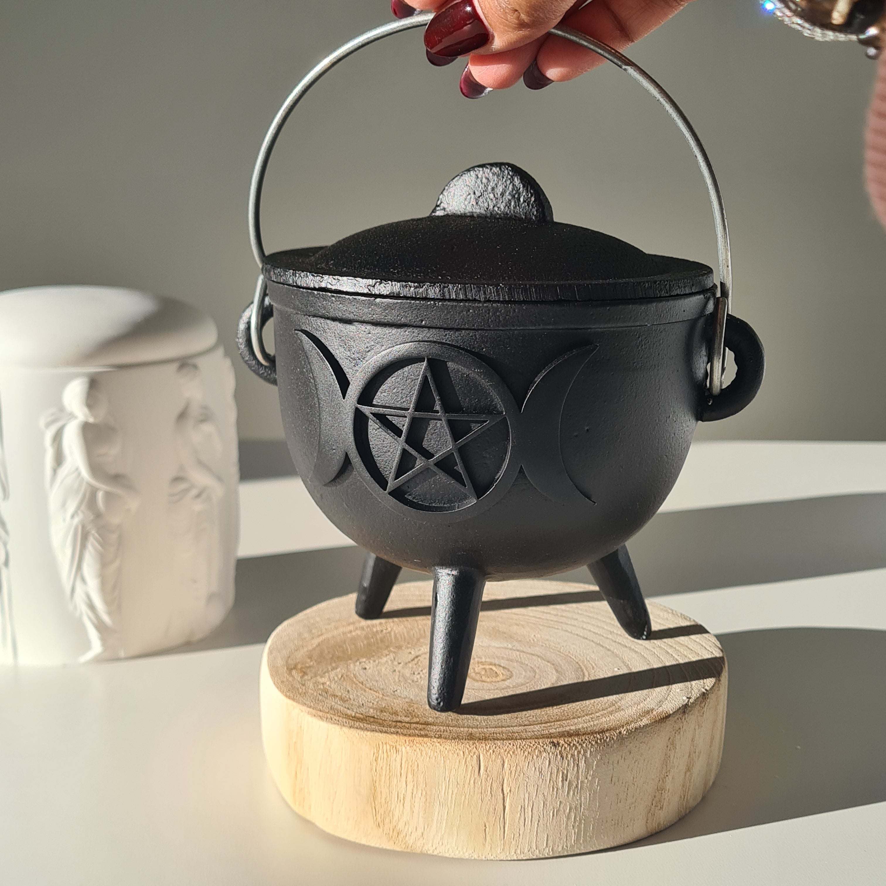 Cast Iron Ritual Cauldron | Triple Moon
