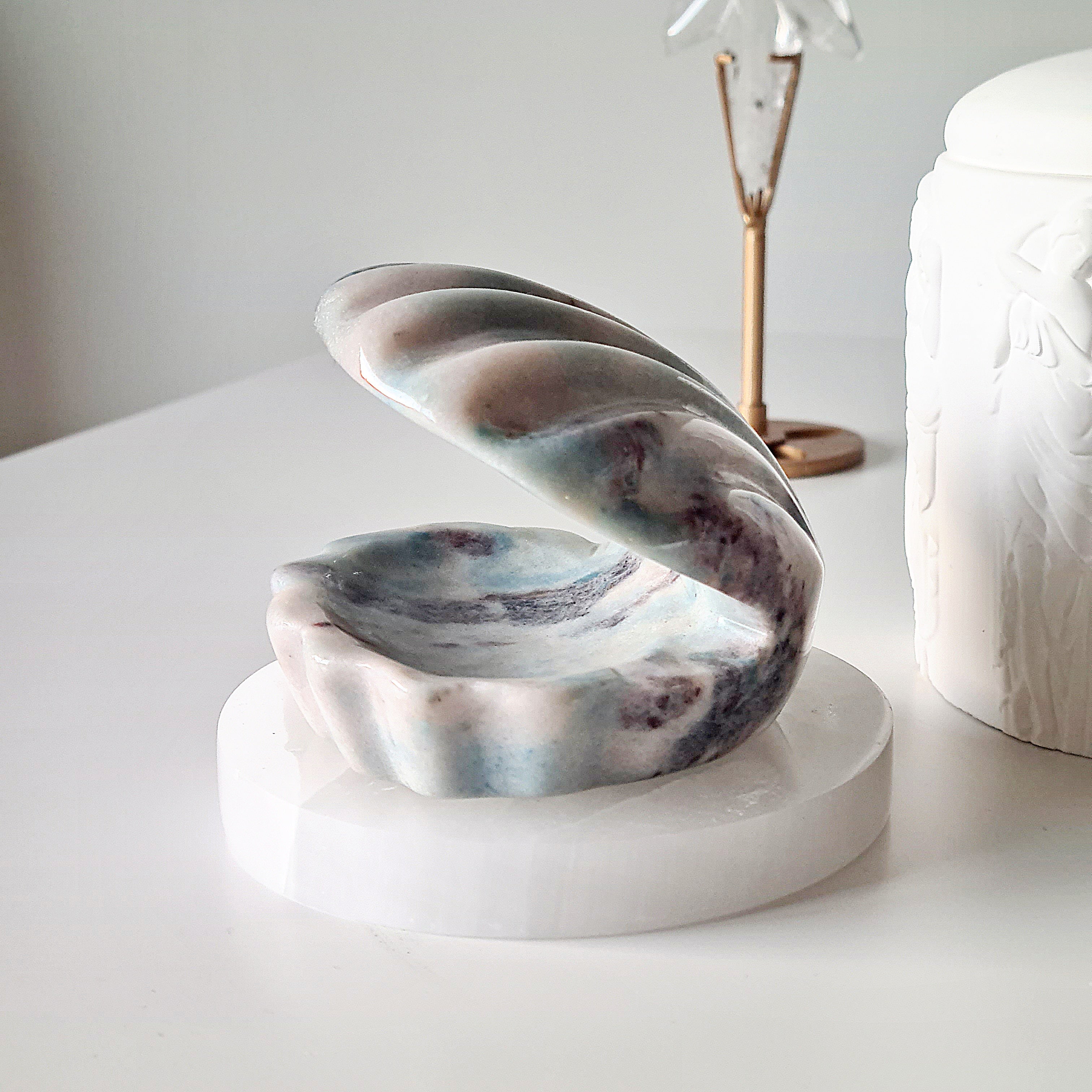 Mermaid Shell| Trolleite Crystal