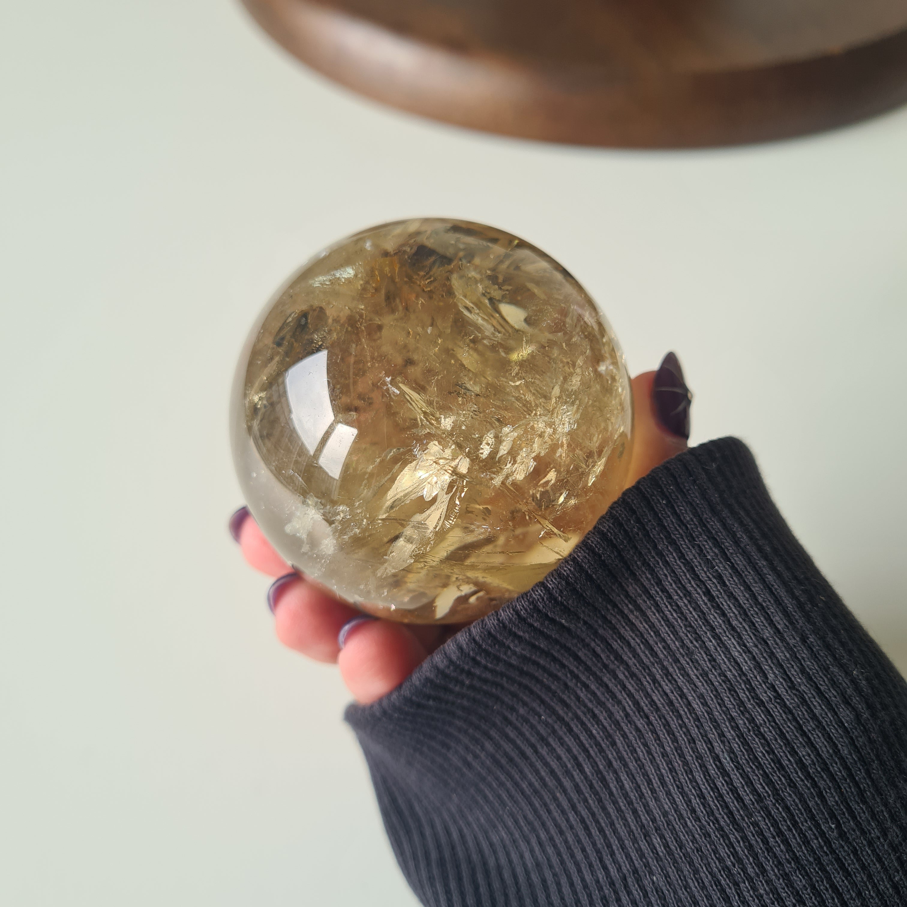 Citrine Sphere | B | 260 g | 5.4 cm