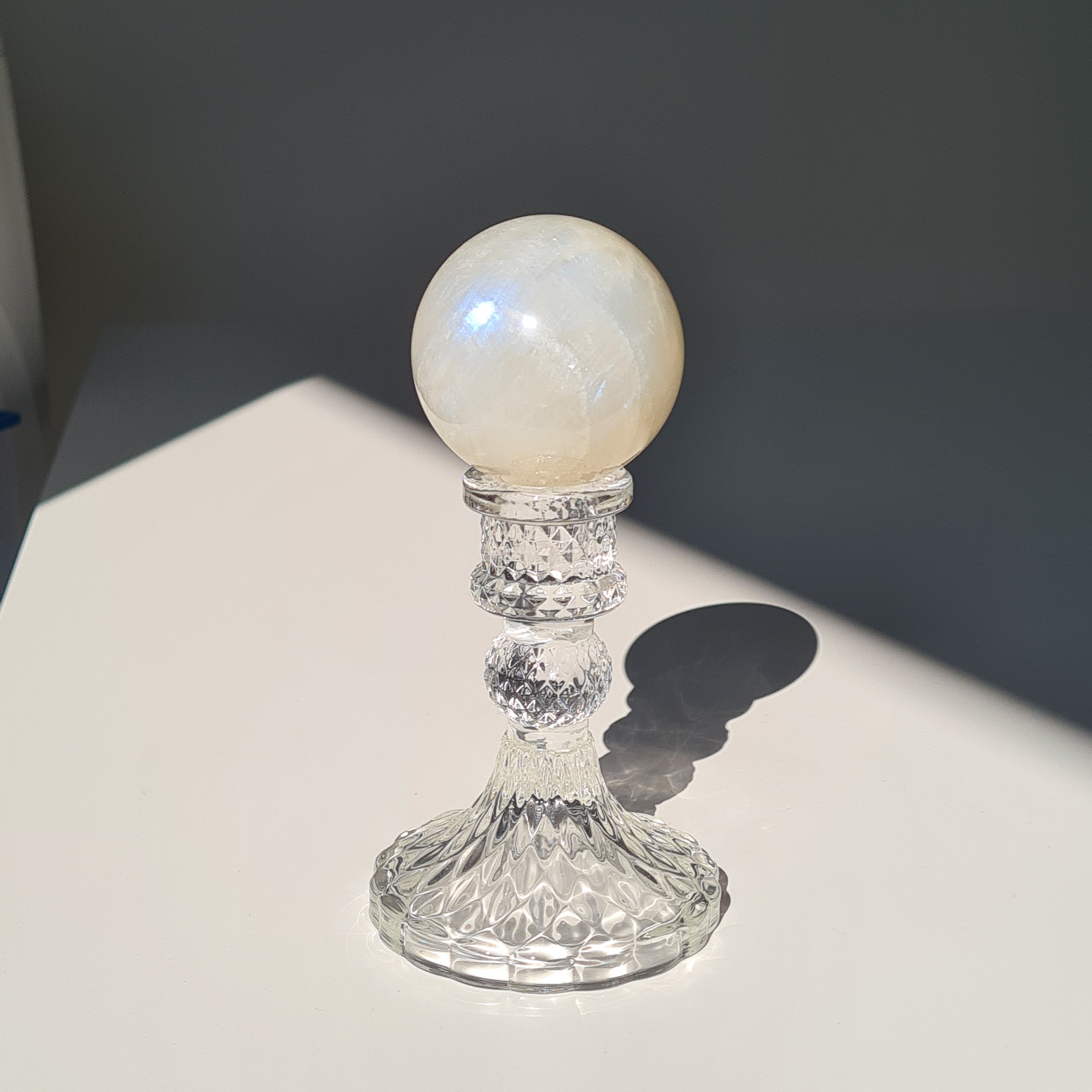 Moonstone π Sphere with stand | E | 240 g | 5.6 cm