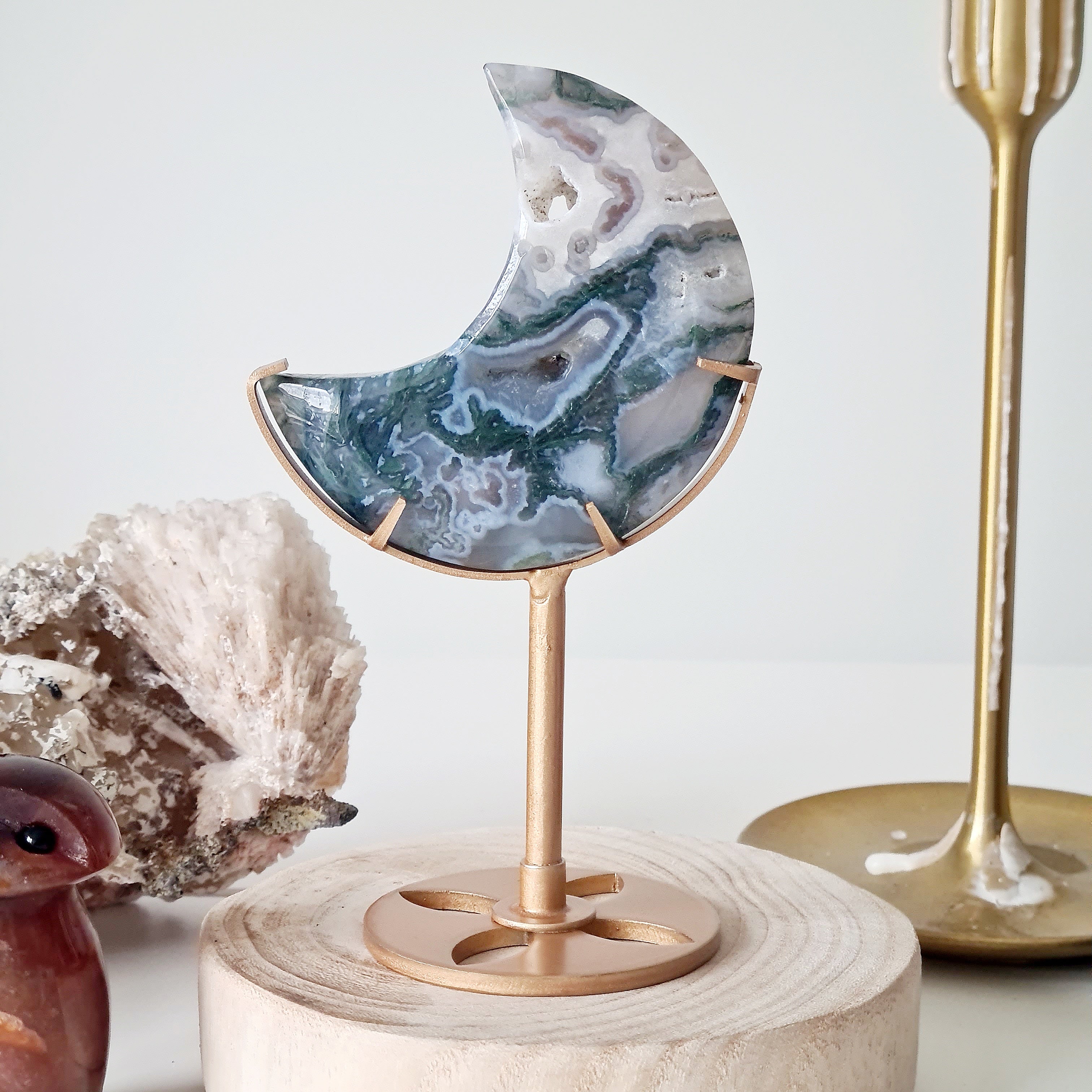 Moss Agate Luna π | 8 | 7.9 cm