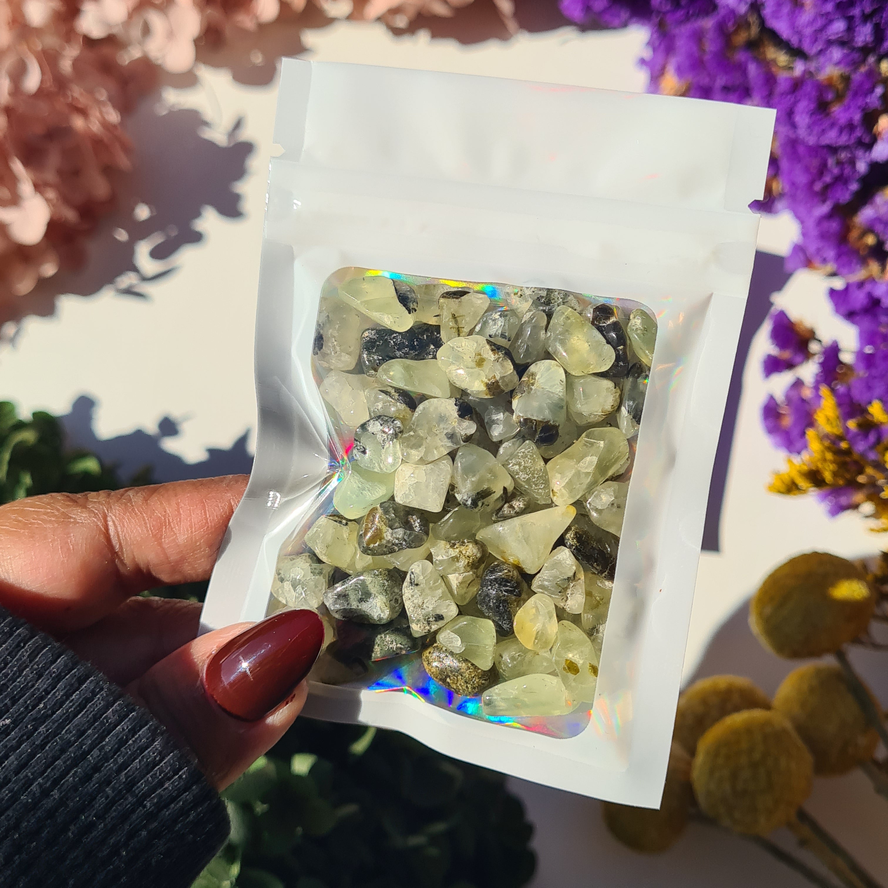 Prehnite Crystal Chips | Inner Peace 40 g