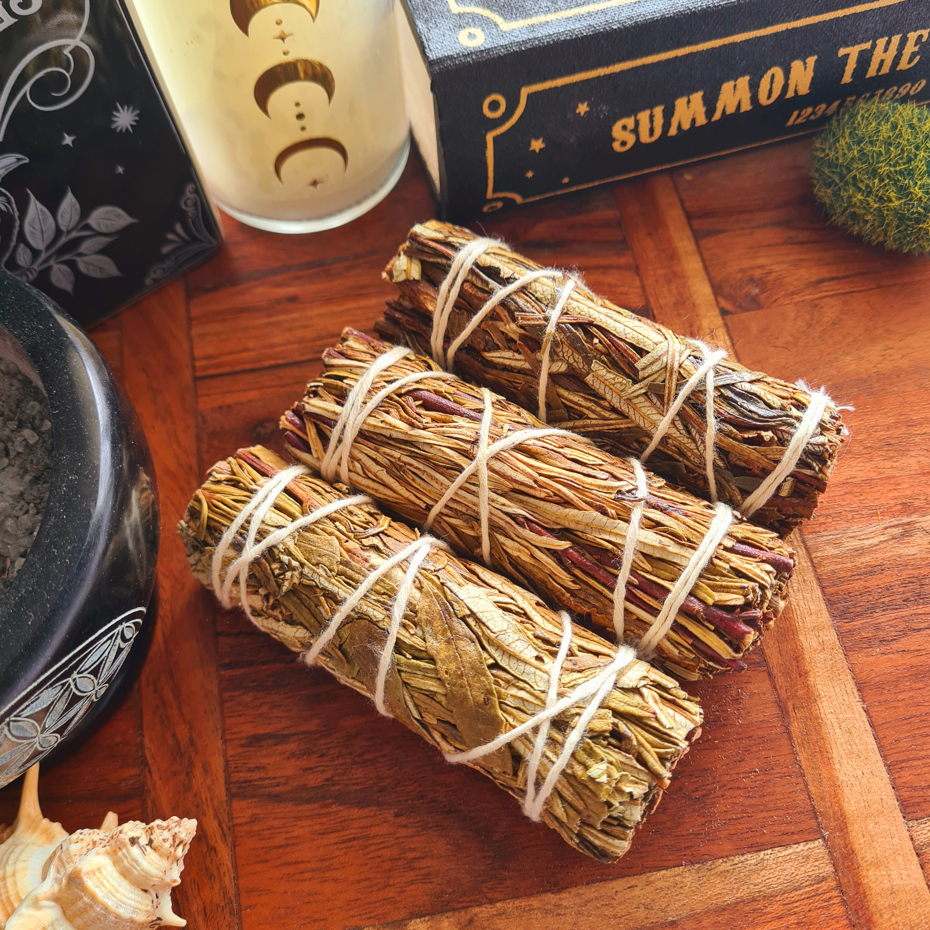 🌿 Yerba Santa (Yarra Santa) Smudge Stick – Heart-Centred Clearing & Protection