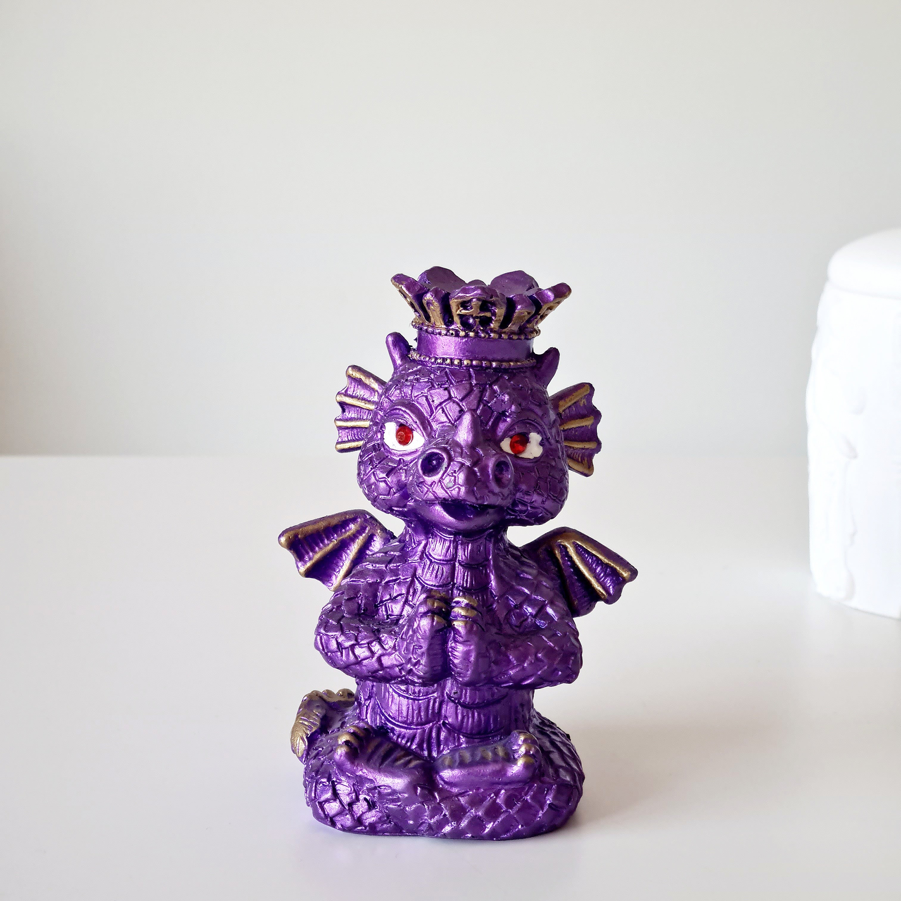 Golden healer sphere on dragon stand