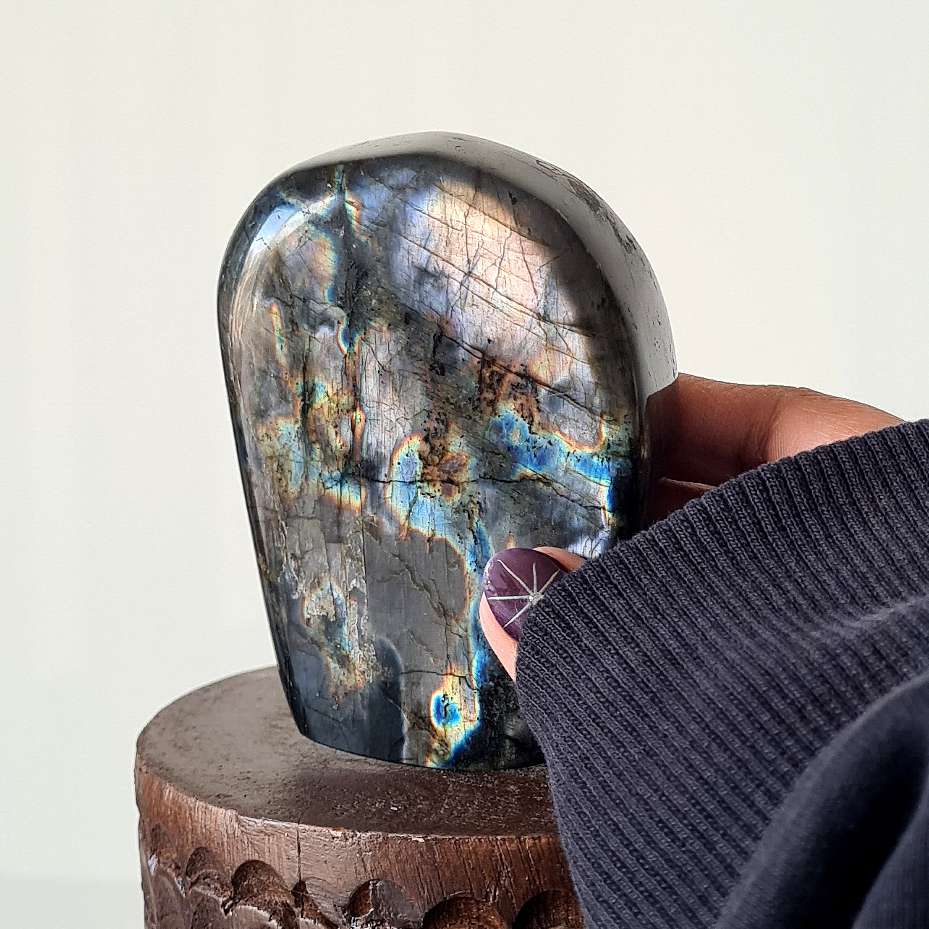 Labradorite | Moody D