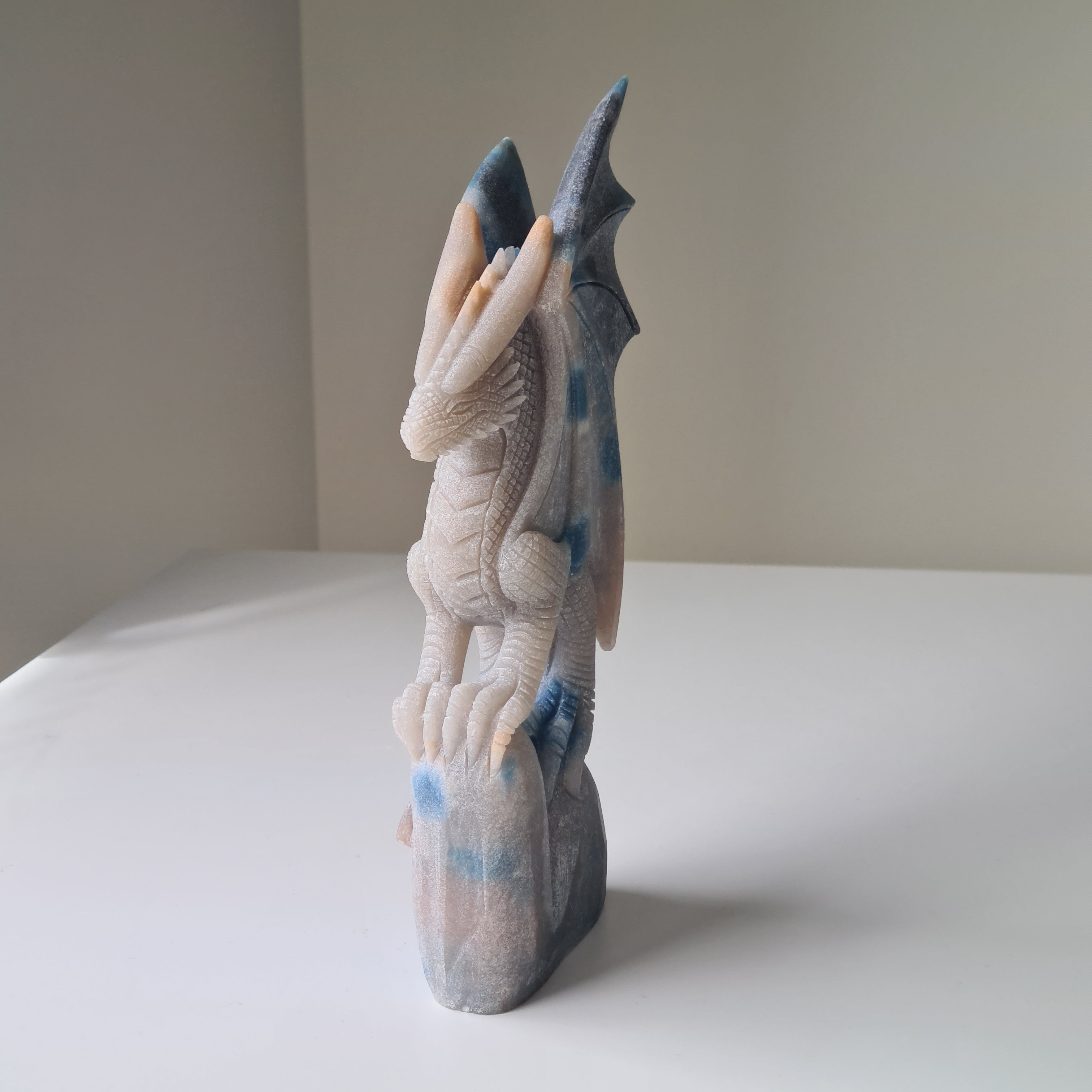 Trolleite Large Dragon | 24 cm tall | 1.39 kg | Handcarved