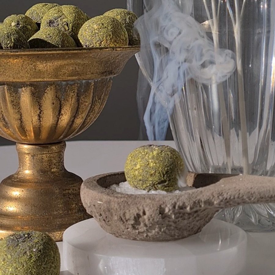 How to energetically clear your living space with incense?