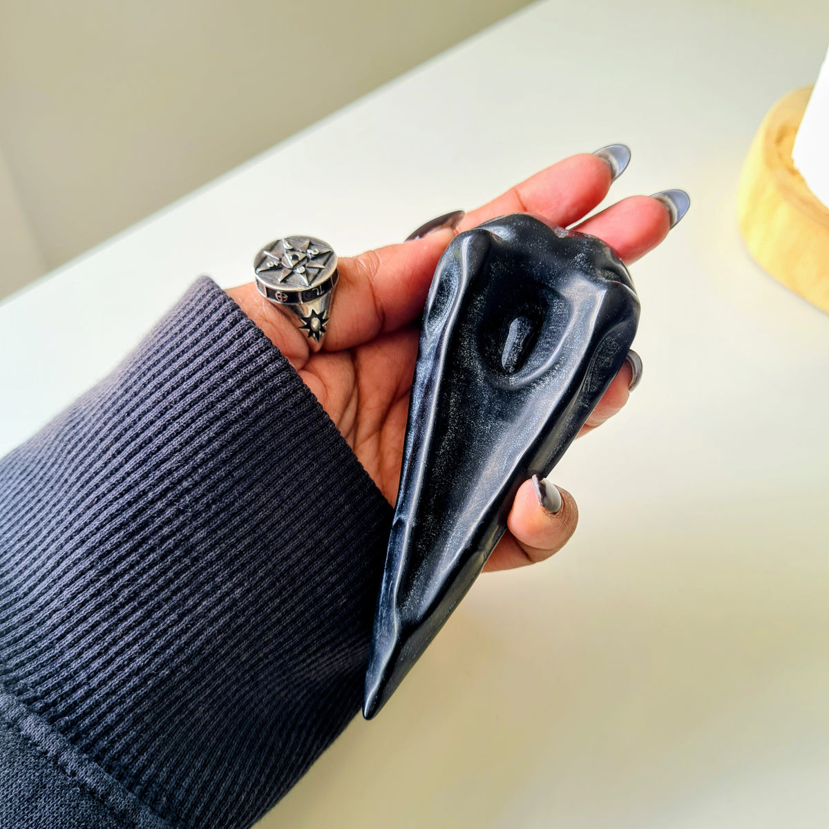 Obsidian Raven Skull | C | Appx 10 cm | Small Size