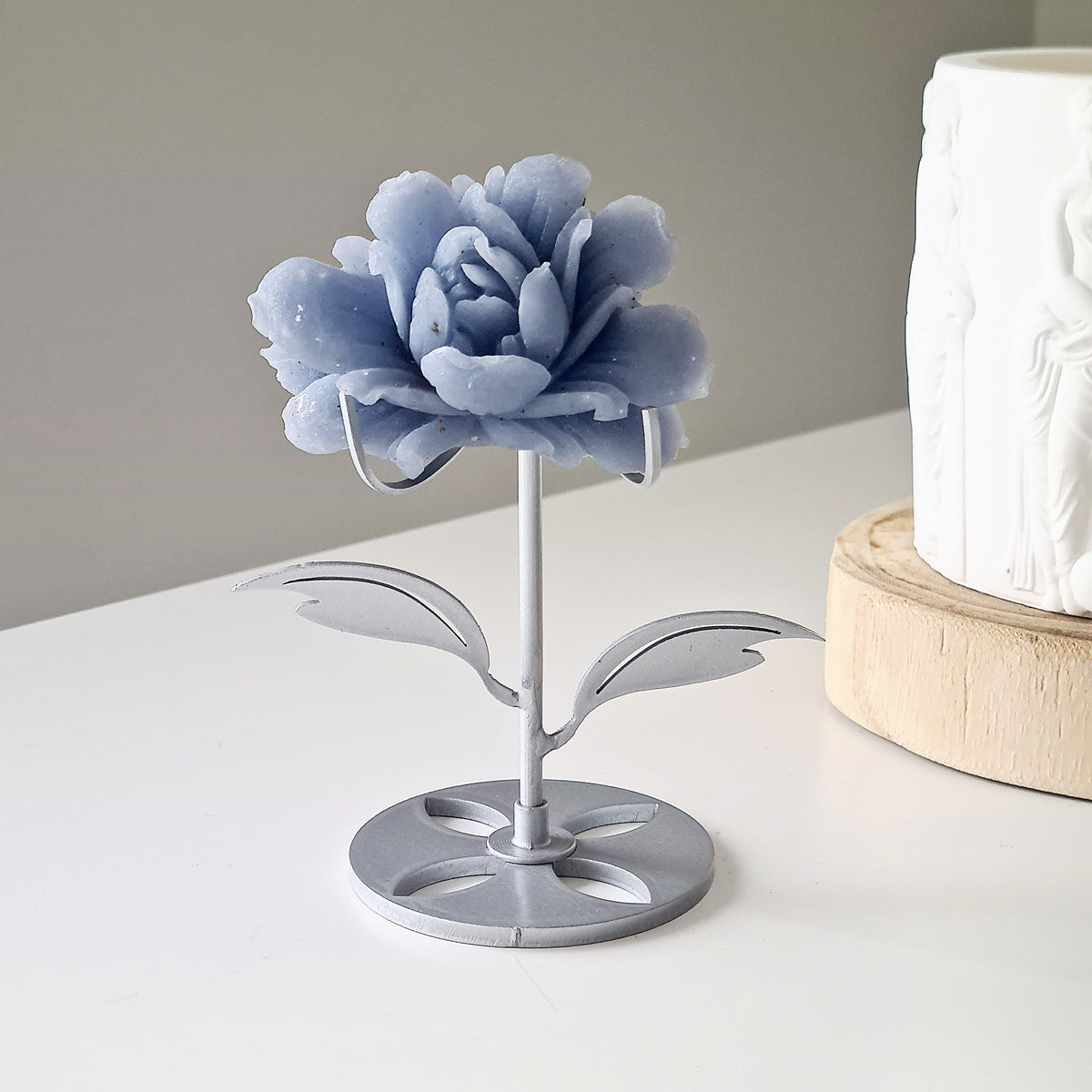 Angelite Flower On Stand | 6.5 cm flower