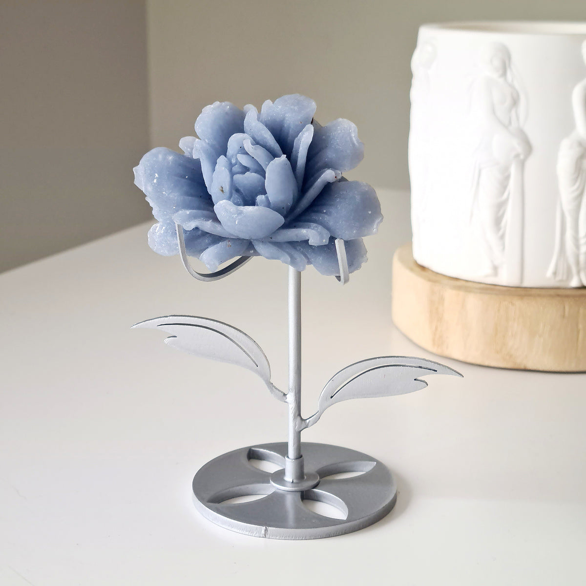 Angelite Flower On Stand | 6.5 cm flower