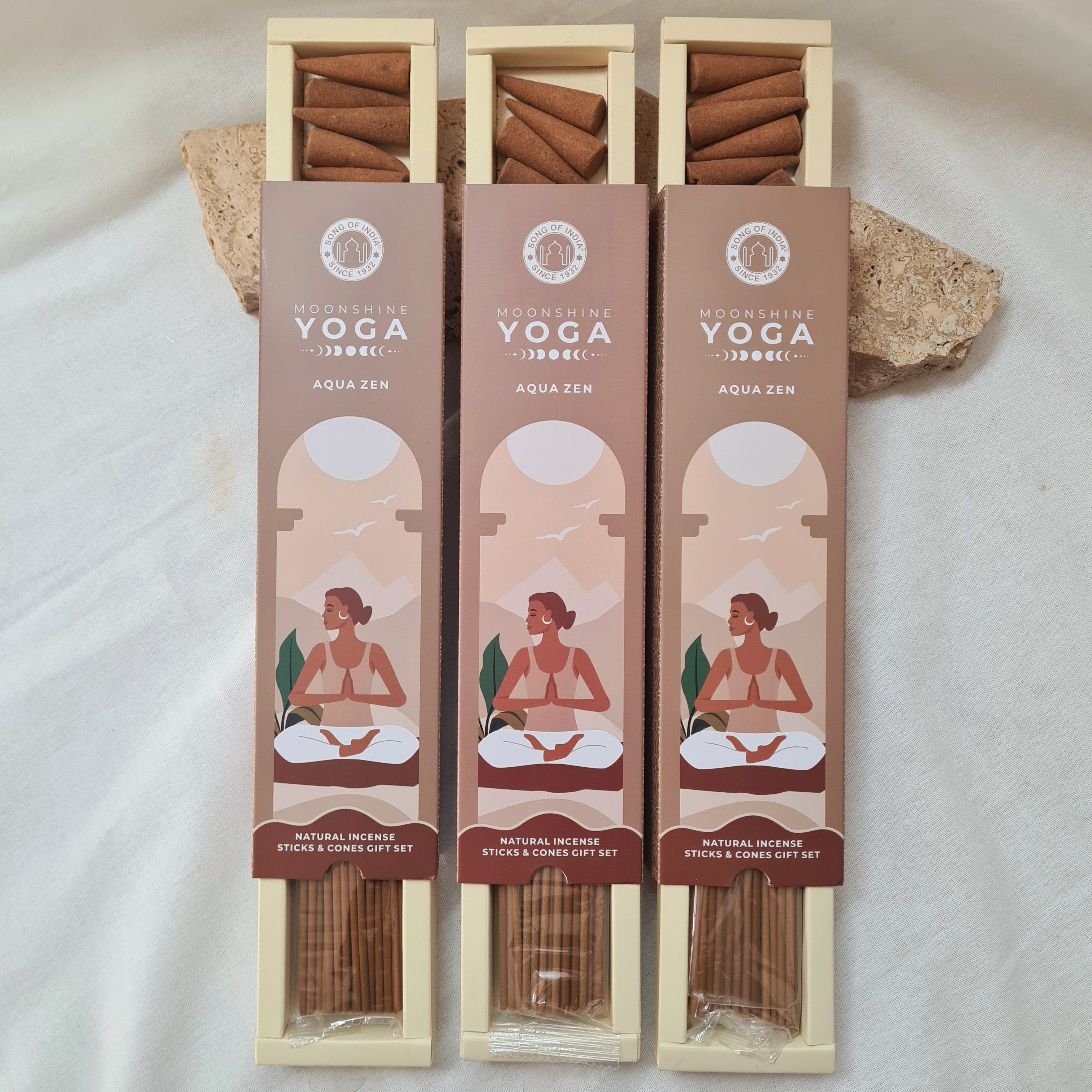 Aqua Zen Incense & Cone Gift Pack | 40 Sticks, 16 Cones & Burner