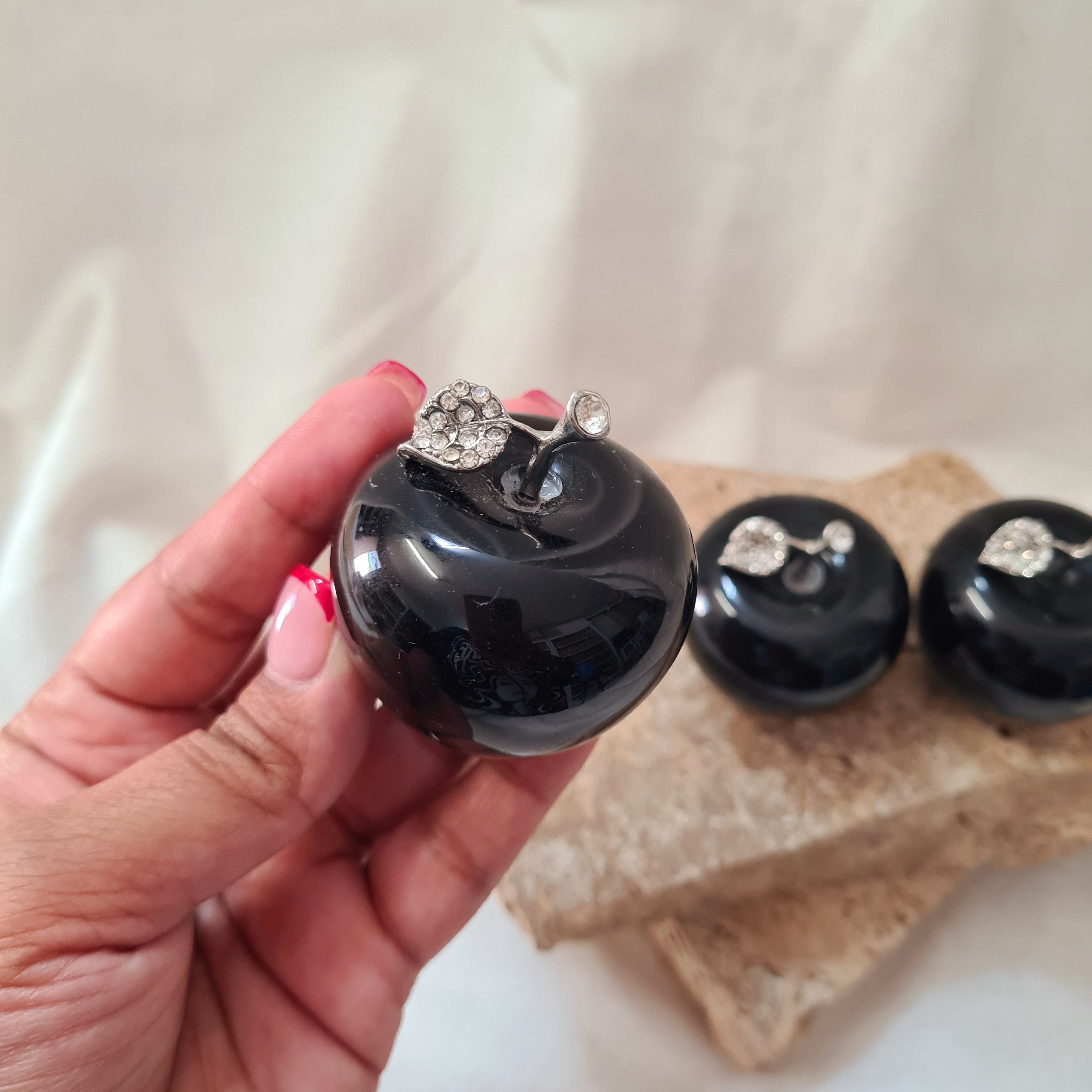 Black Obsidian Apple | 3.5 cm | 1 Piece