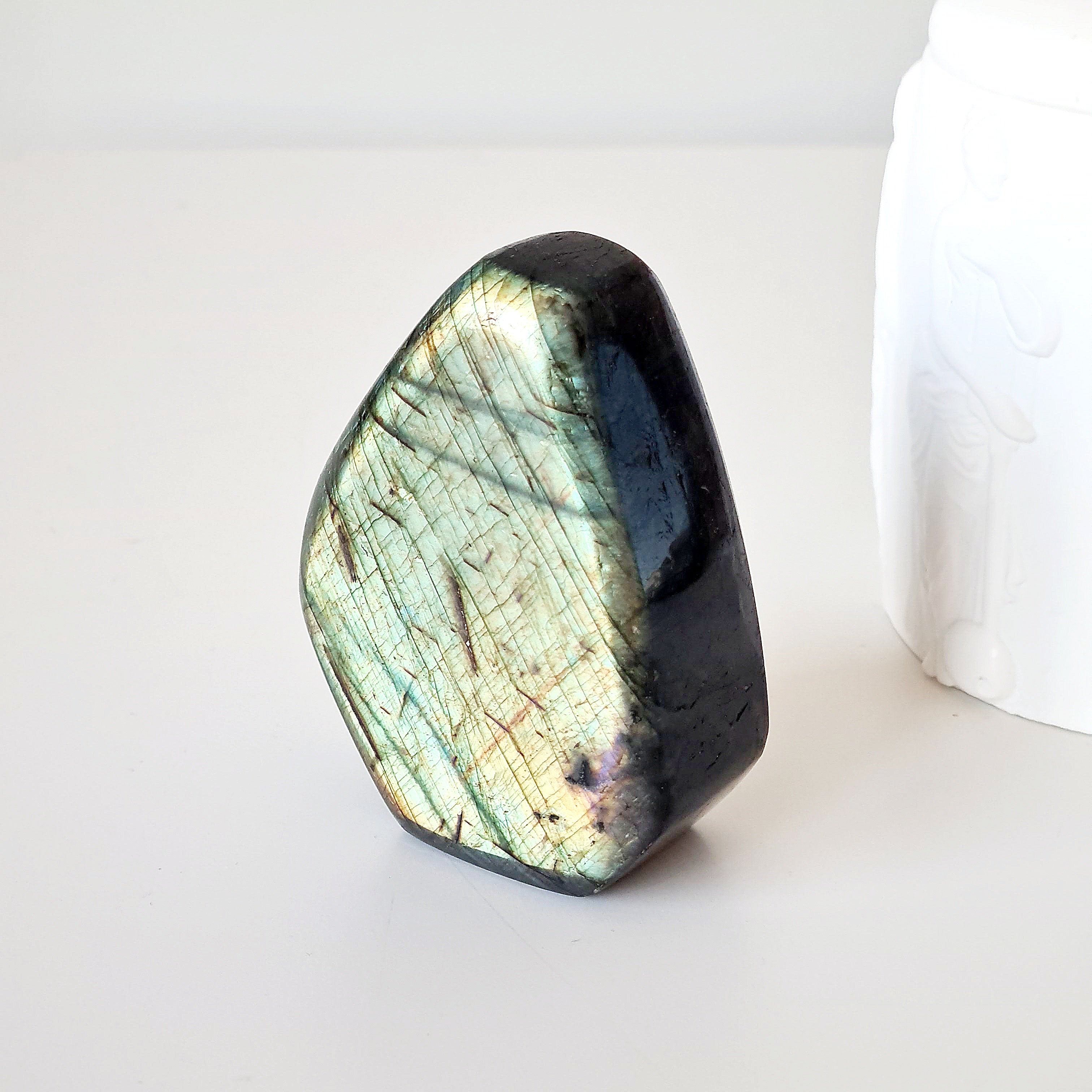 Labradorite | F | 300 g | Spinny Bottom