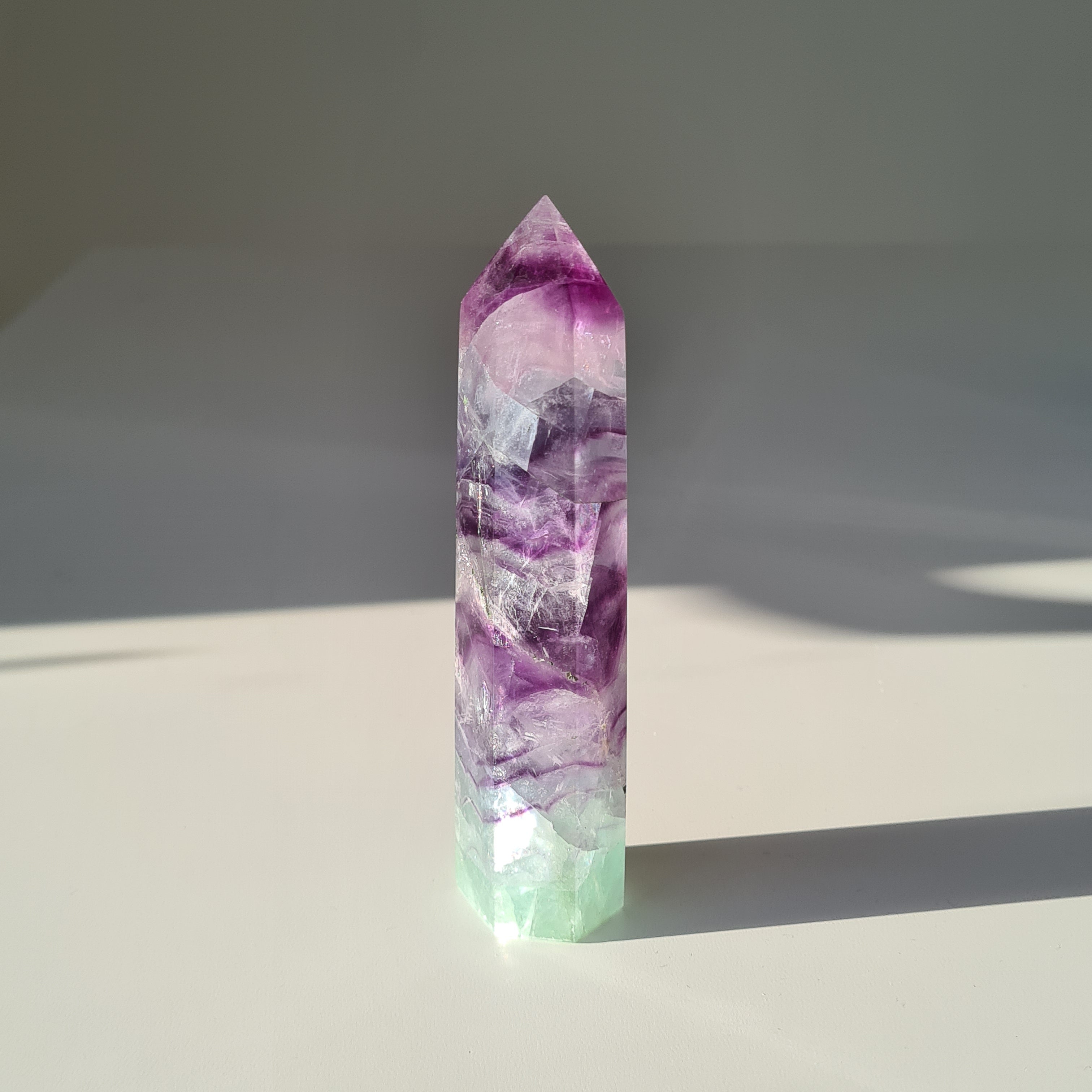 Dreamland Fluorite | f11 | 197 g | 12.2 cm tall | Spinny bottom