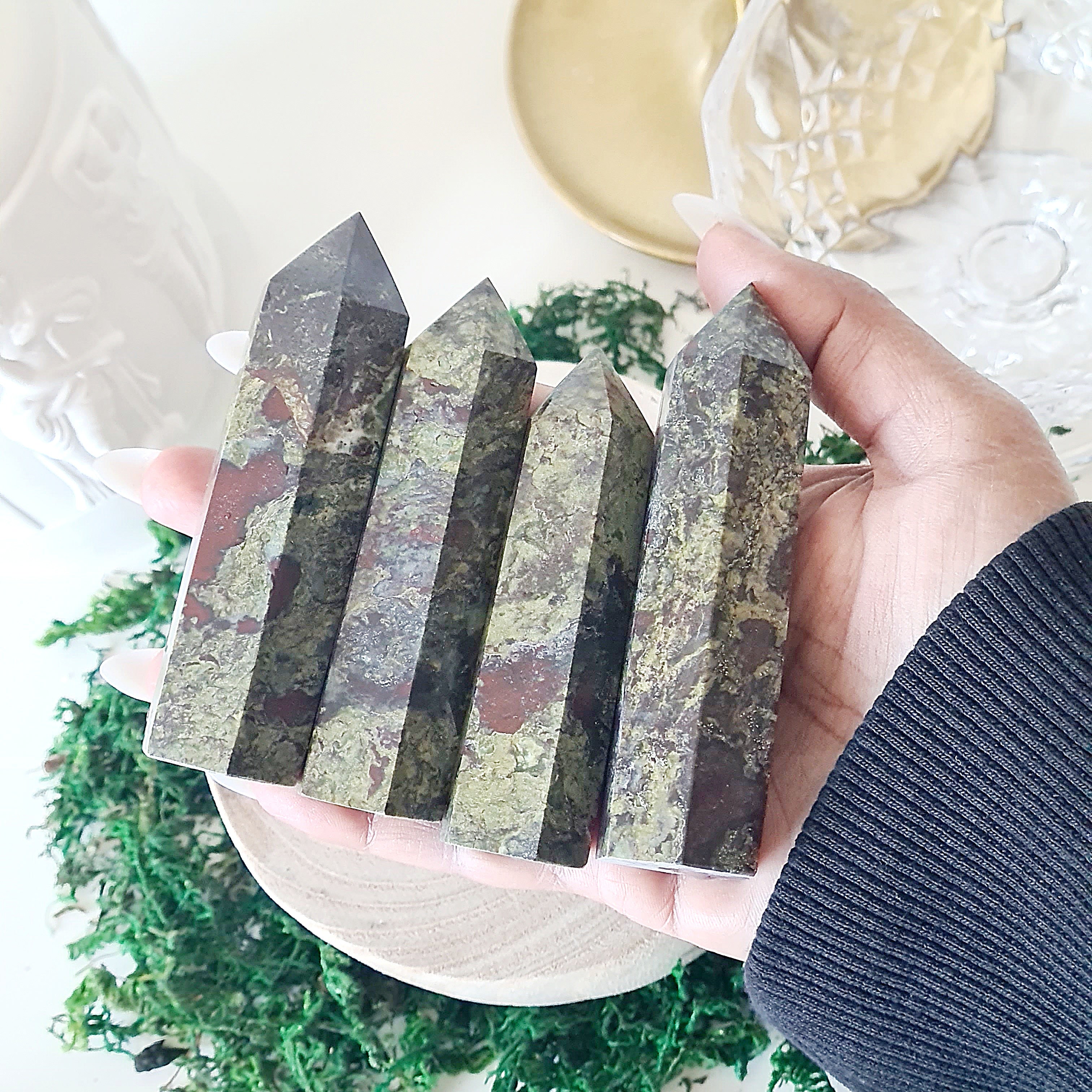 Dragons Blood Crystal Point | 1 Piece
