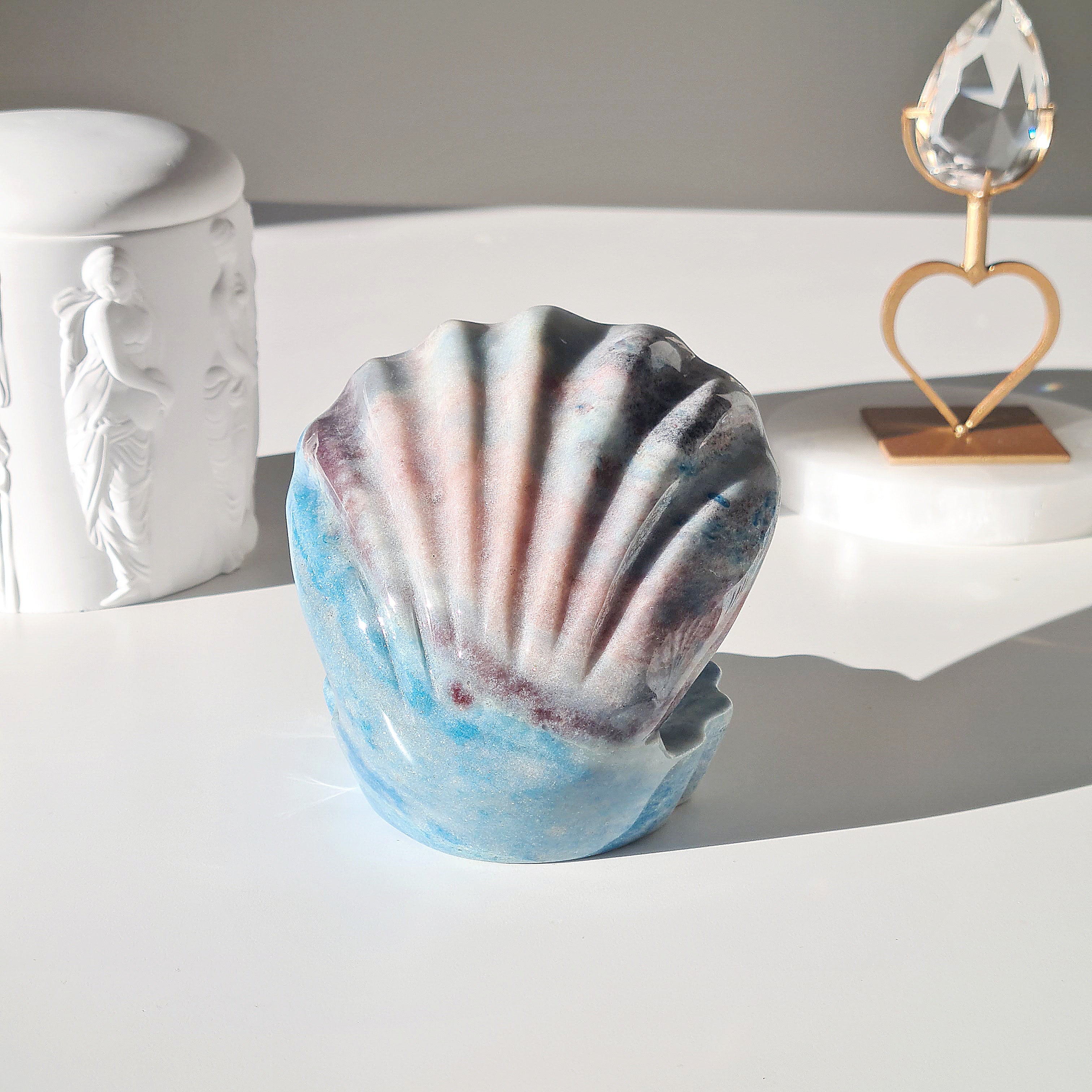 Mermaid Shell| Trolleite Crystal | 585 g