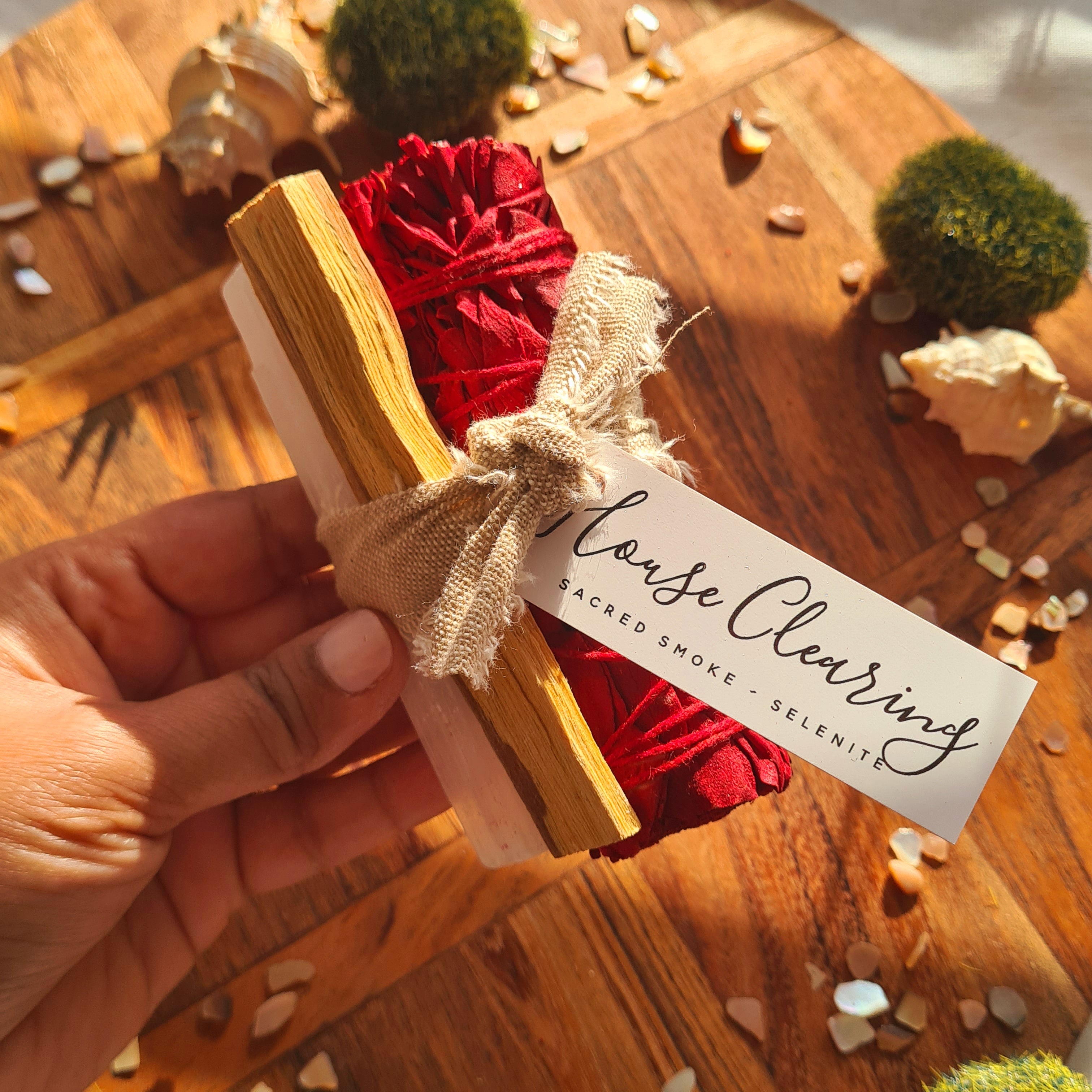 House Clearing Protection Kit | Palo Santo, Dragons Blood Cleansing Wand & Selenite