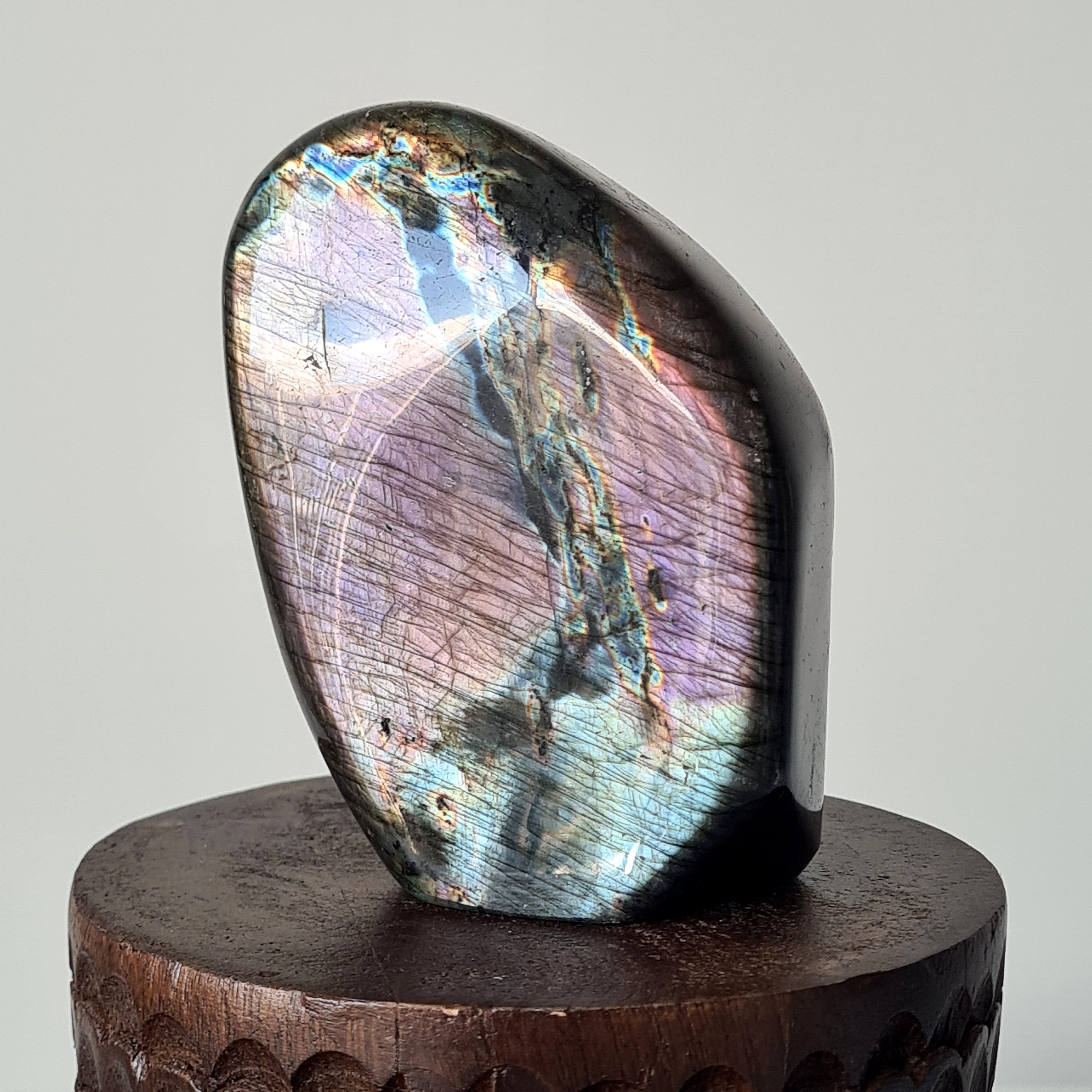 Labradorite | Moody A