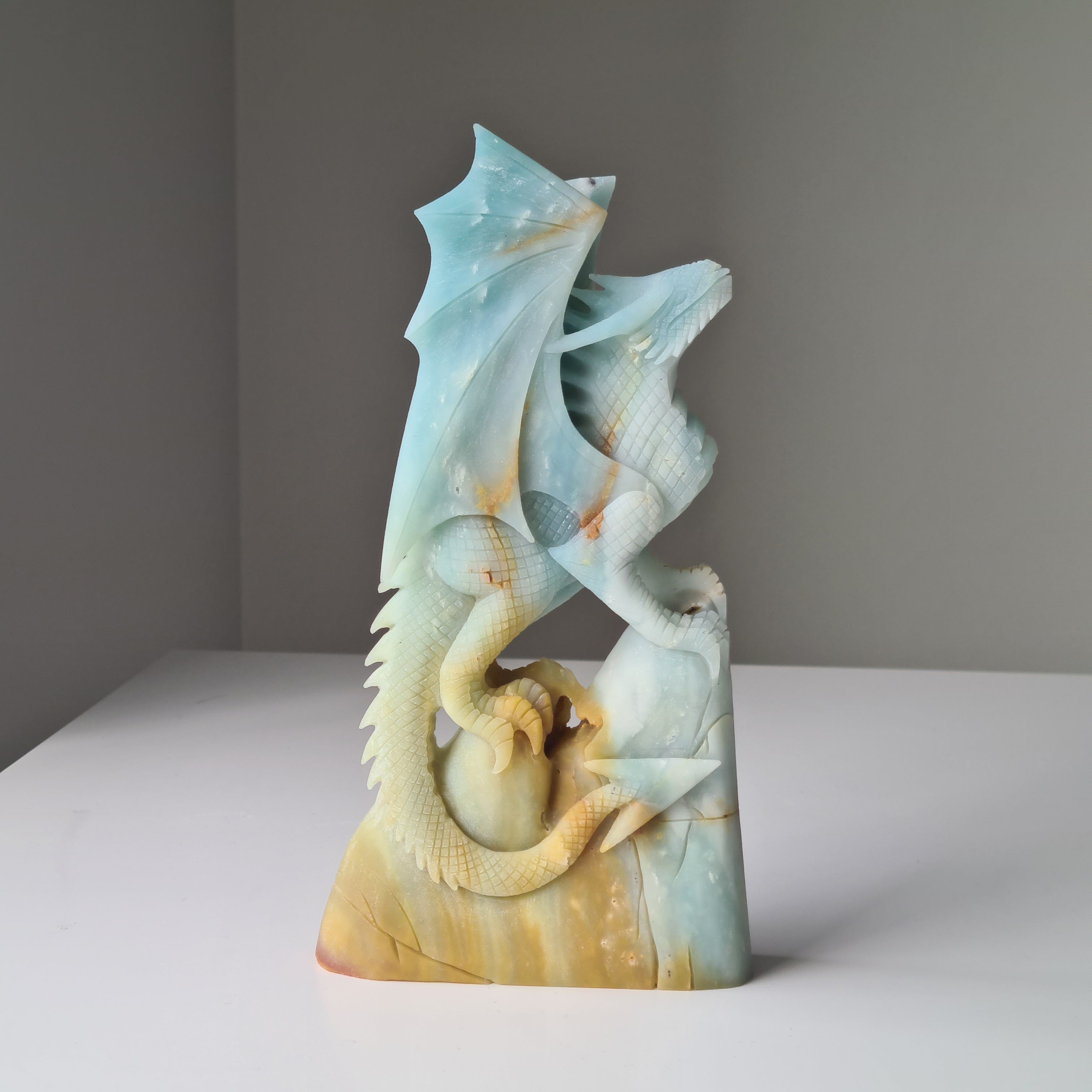 Carribean Calcite Large Dragon | 24 cm tall | 1.25 kg | Handcarved