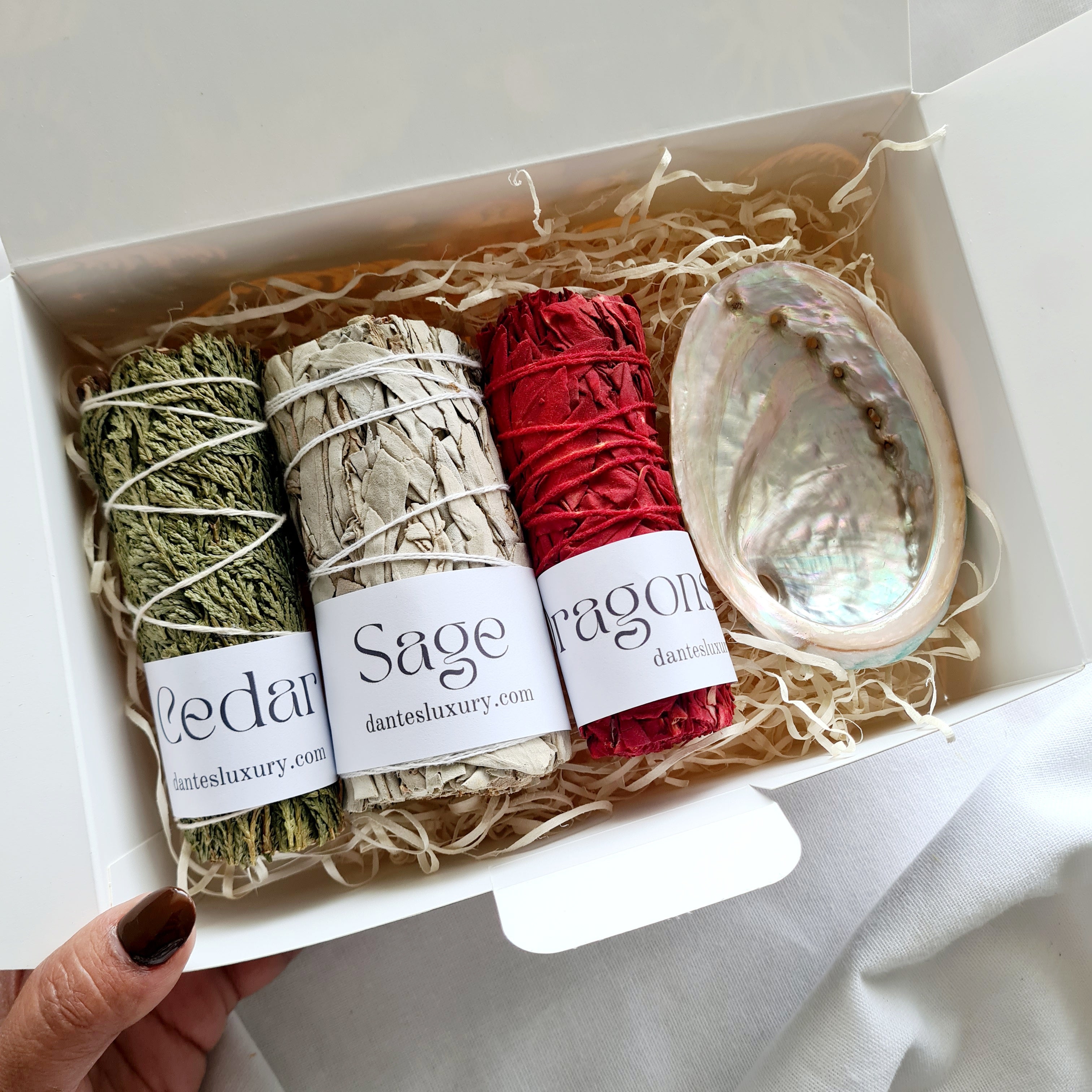 Spiritual Smudging Bundle with Abalone Shell, Sage, Cedar & Dragon’s Blood Smudge Stick