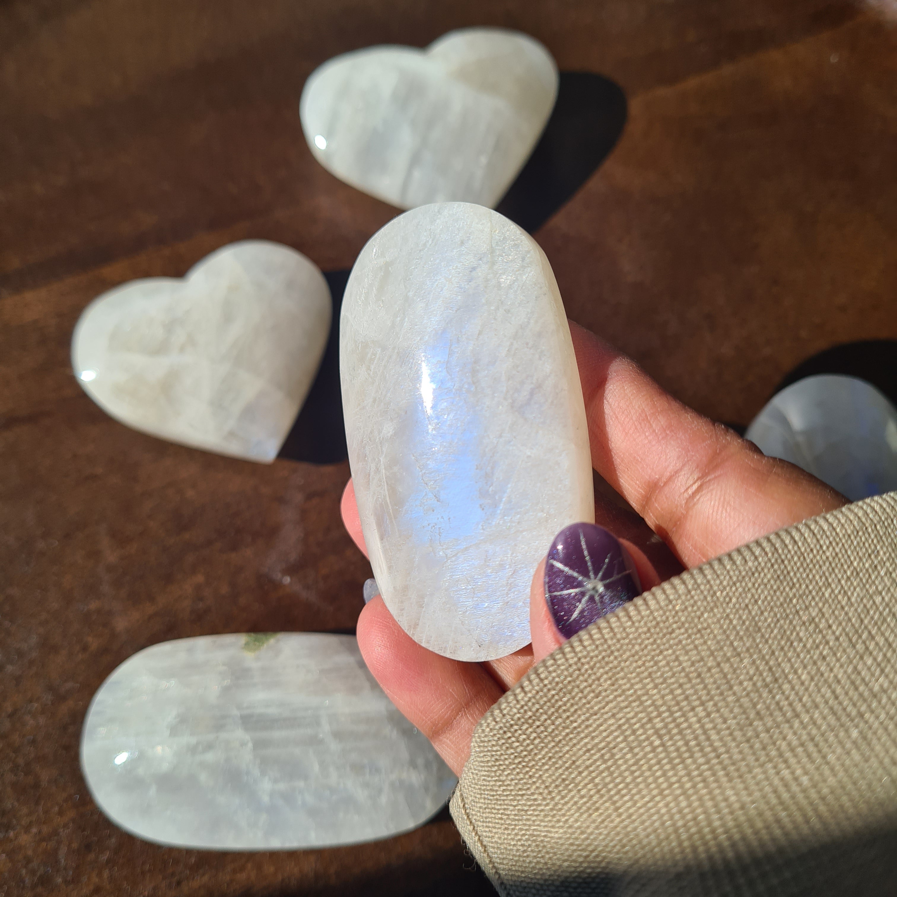 Moonstone 🌙 Palm | B