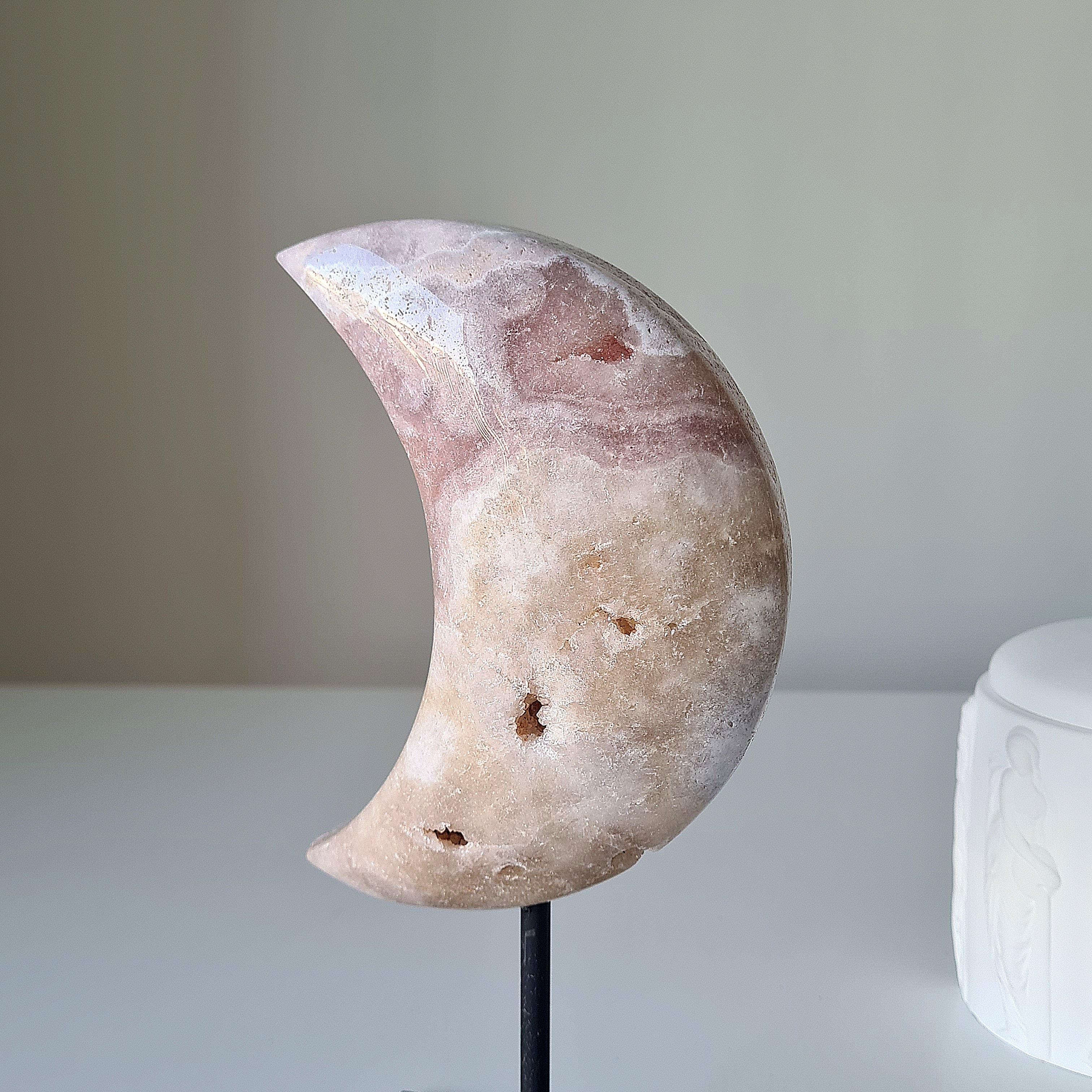 Pink Amethyst | Moon 🌙 On Stand | 1 kg | 21.5 cm including stand
